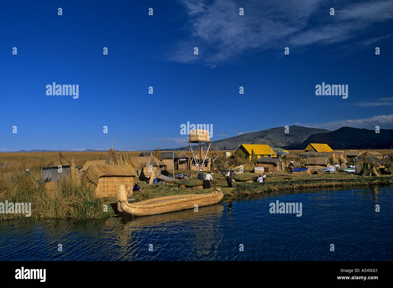 Floating island on the Titicaca lake (Puno - Peru). Ile flottante sur le lac Titicaca (Puno - Pérou). Stock Photo