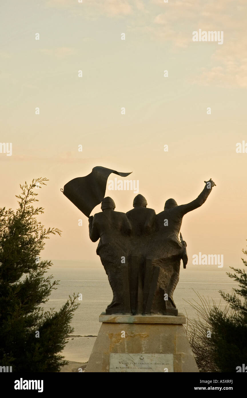 A memorial sculpture of three Turkish soldiers on the Gallipoli peninsula, Turkey Stock Photo