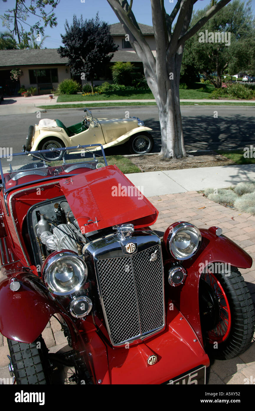 Mg motor cars hi-res stock photography and images - Alamy