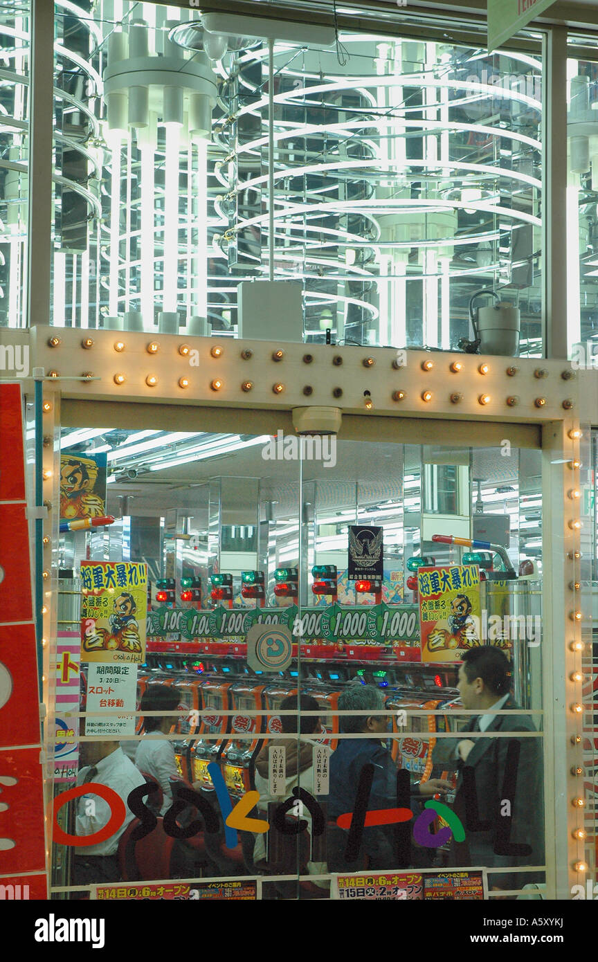 Page 2 Pachinko Parlor High Resolution Stock Photography And Images Alamy
