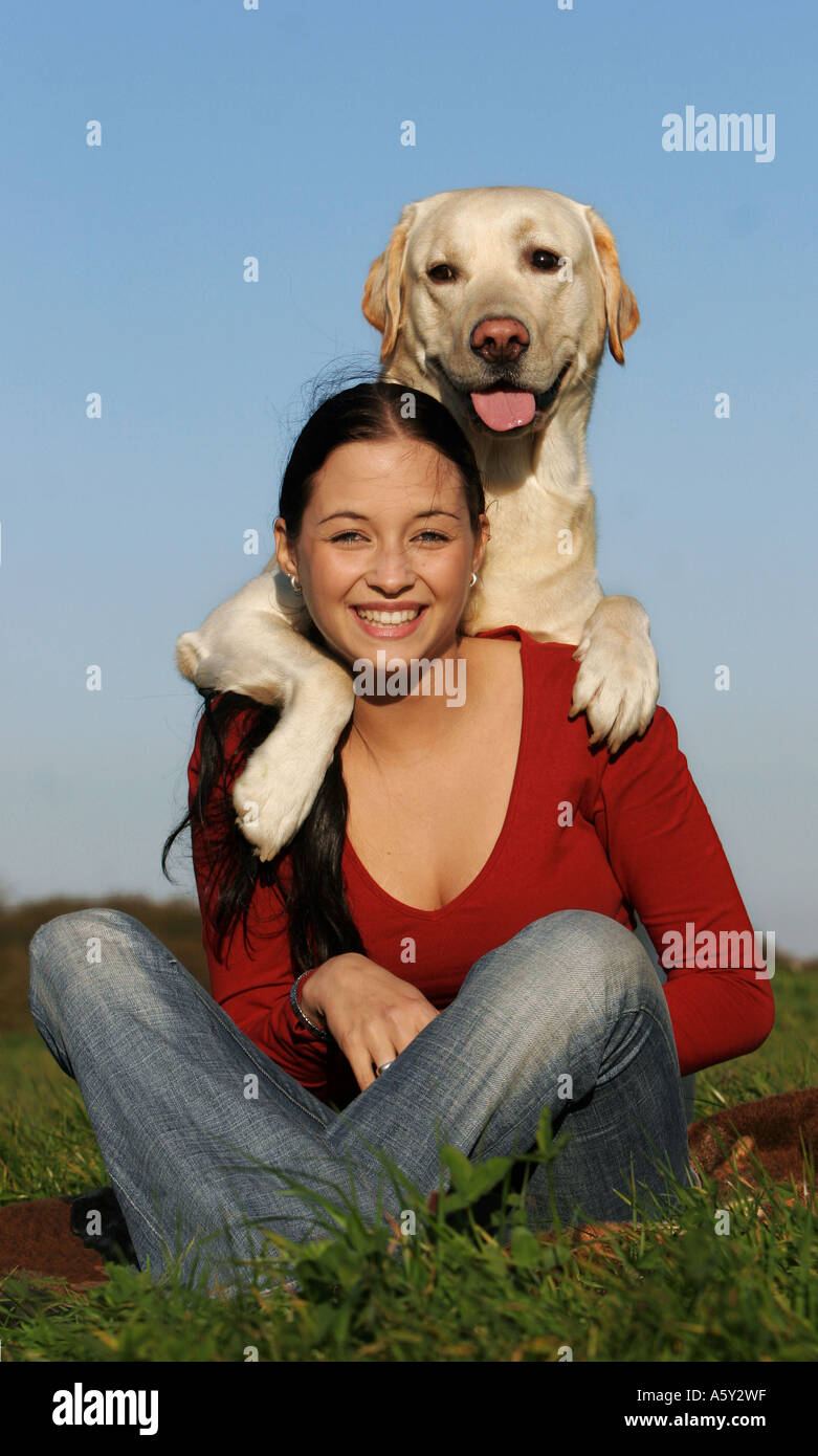 Why Does My Dog Put His Paws On My Shoulders