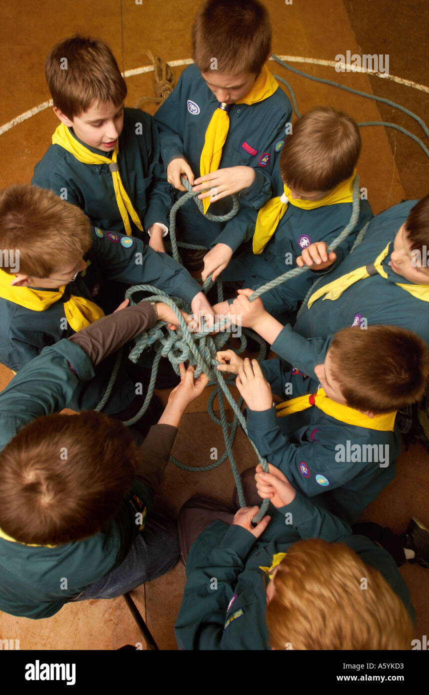 1ST ALCESTER SCOUTS WEST WARWICKSHIRE DISTRICT UK AT THEIR WEEKLY MEETING 10 FEB 2005 AFTER BEING REFUSED NATIONAL LOTTERY F Stock Photo