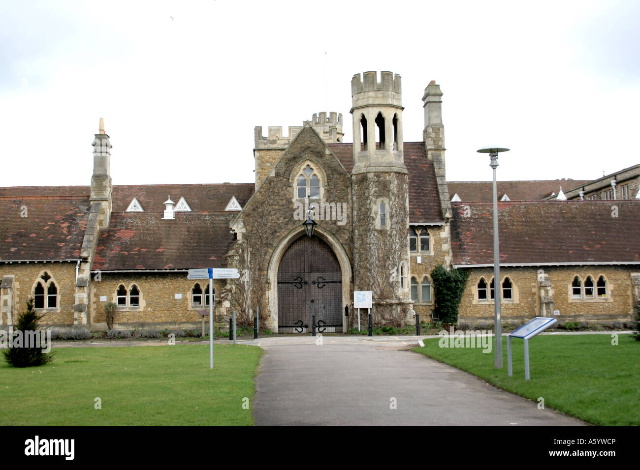 University gloucester francis close hall hires stock photography and