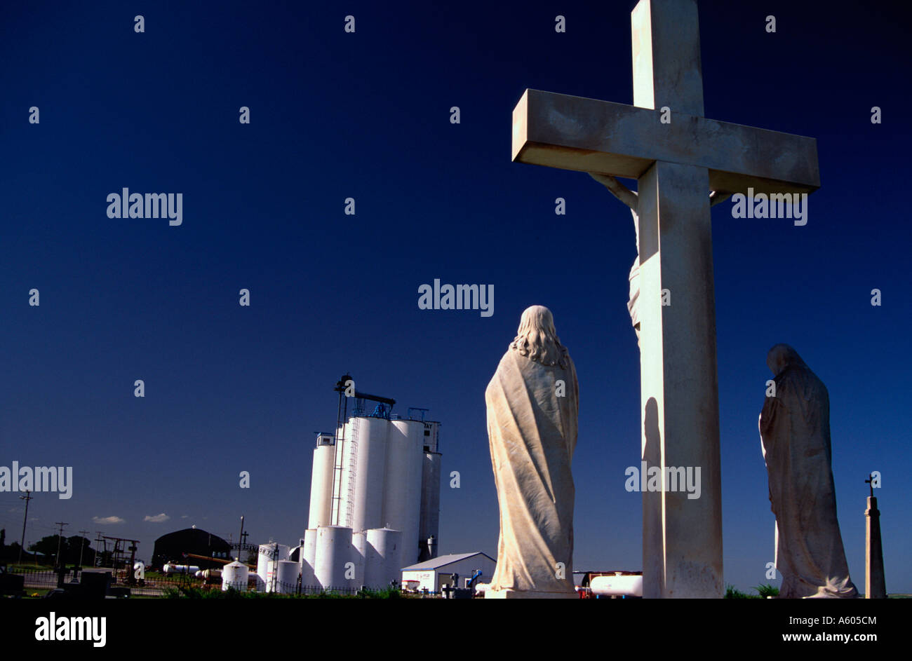 hq2186 02 crucifixion scene boniface cemetery tipton ks st