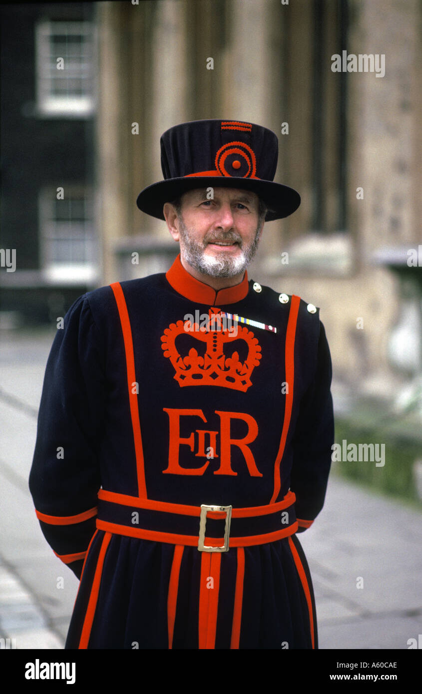 England guard in traditional uniform at Tower of London Stock Photo Alamy