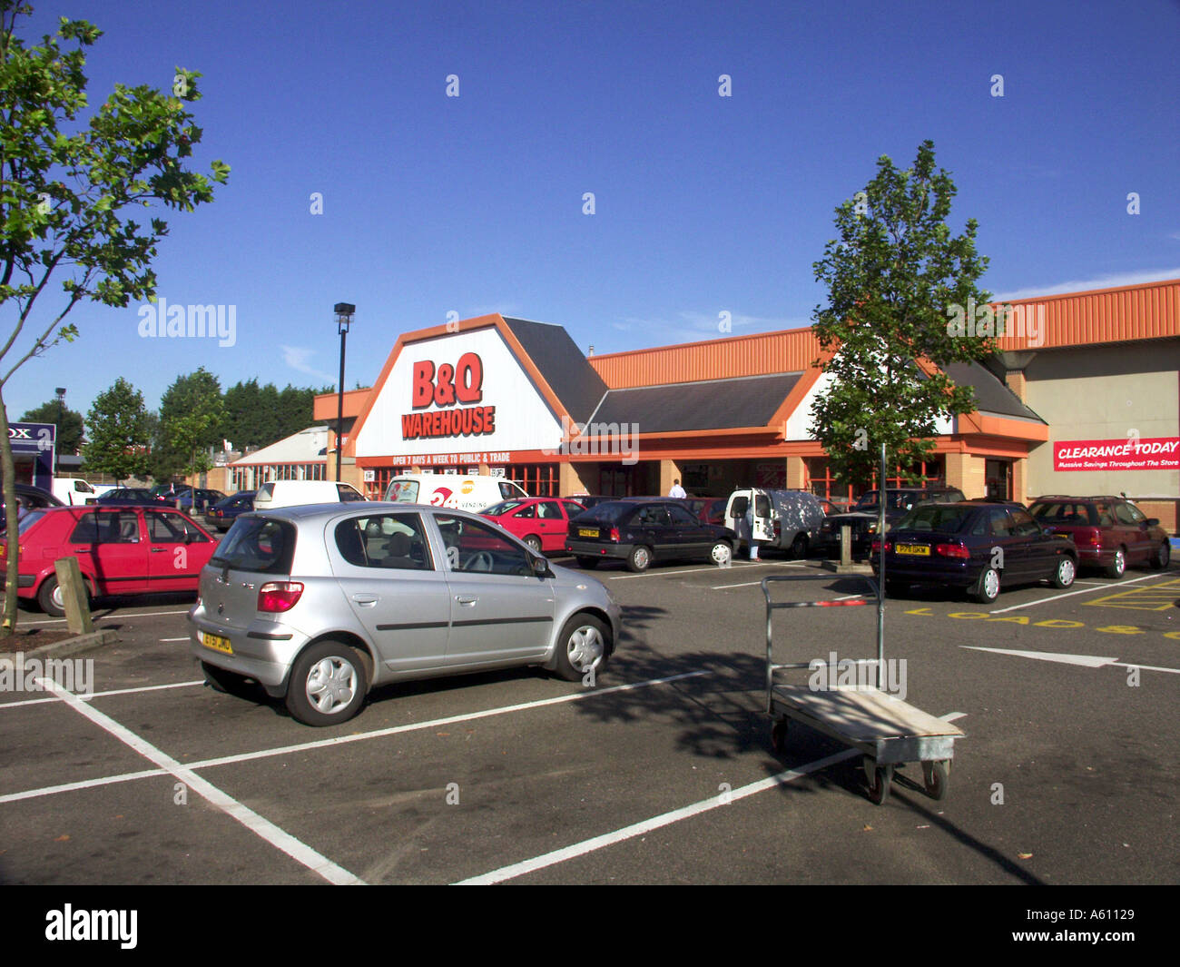 Romford London B&Q DIY home improvements retail warehouse store