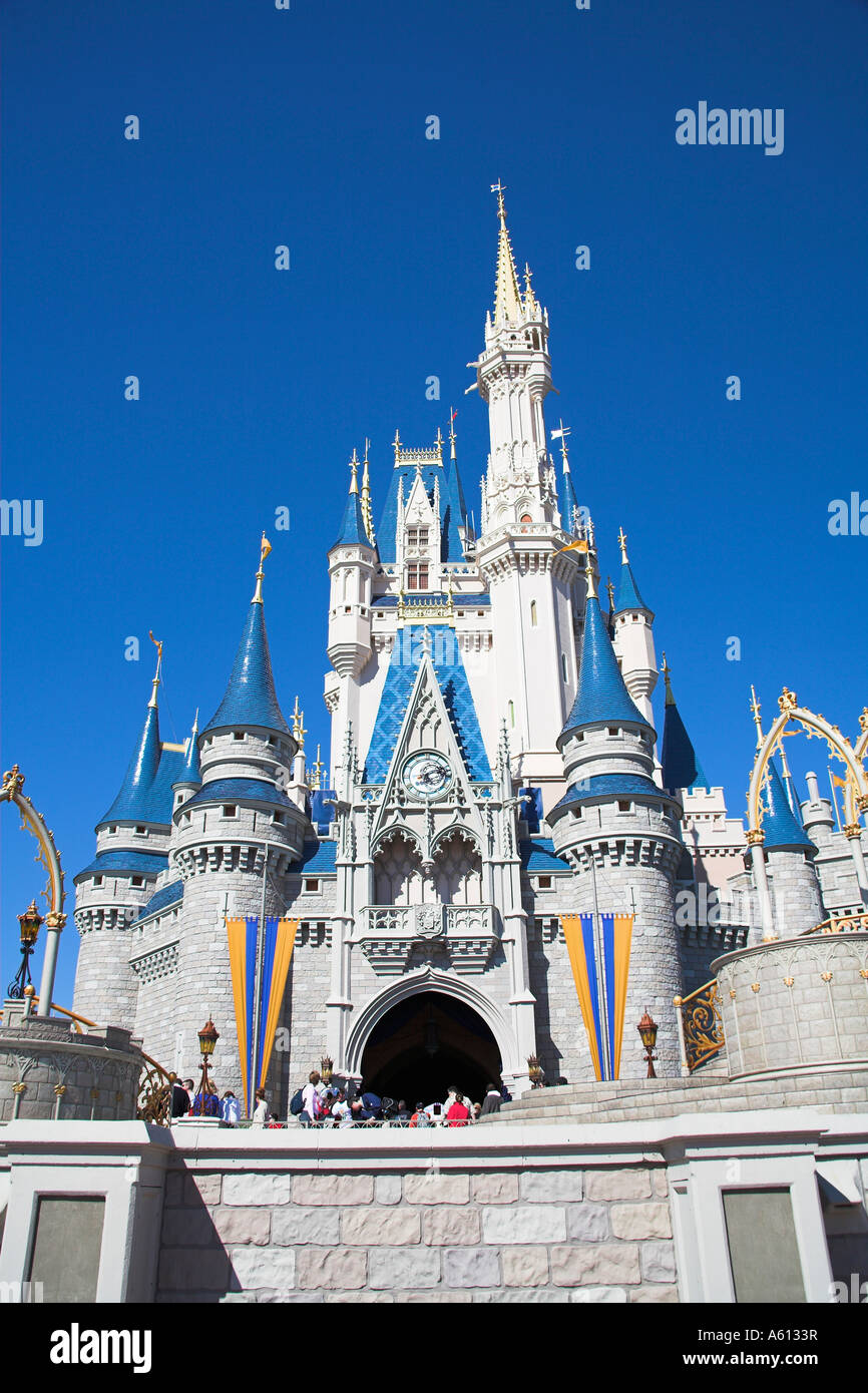 Cinderella Castle, Magic Kingdom, Disney World, Orlando, Florida, USA ...