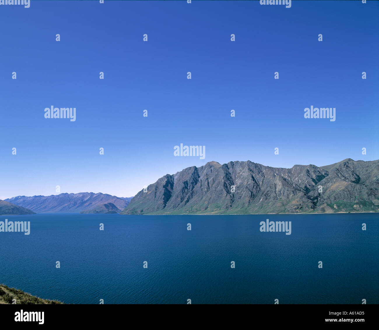 Lake Hawea South Island New Zealand Stock Photo - Alamy