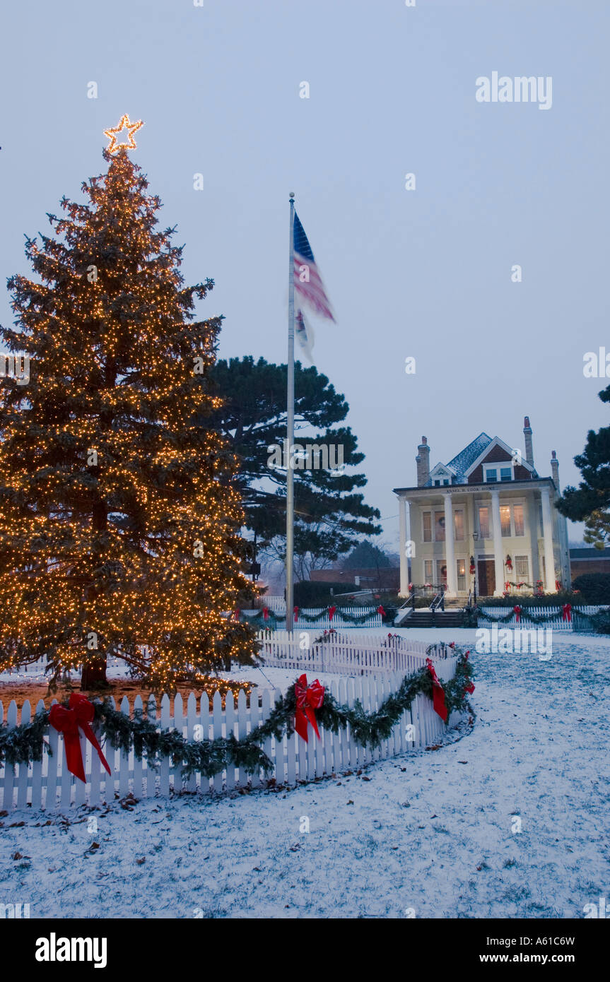 Christmas tree and Abel B Cook Museum in Libertyville Illinois Stock