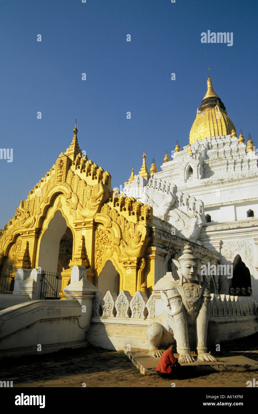 Amarapura village hi-res stock photography and images - Alamy