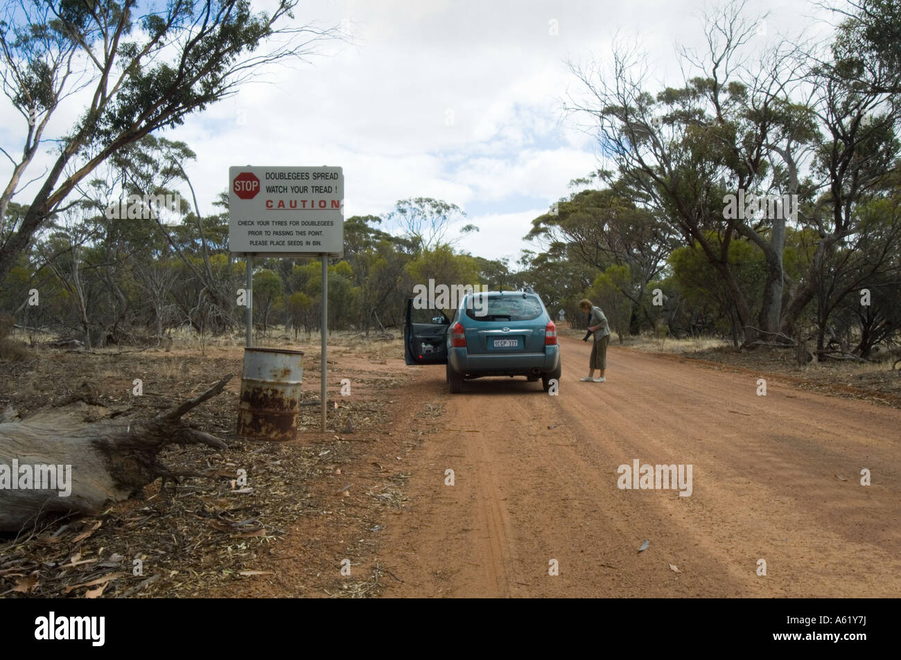 Stop sign, Doublegee (Emex australis) weed control notice, Dombleyung Nature Reserve, Western Australia Stock Photo