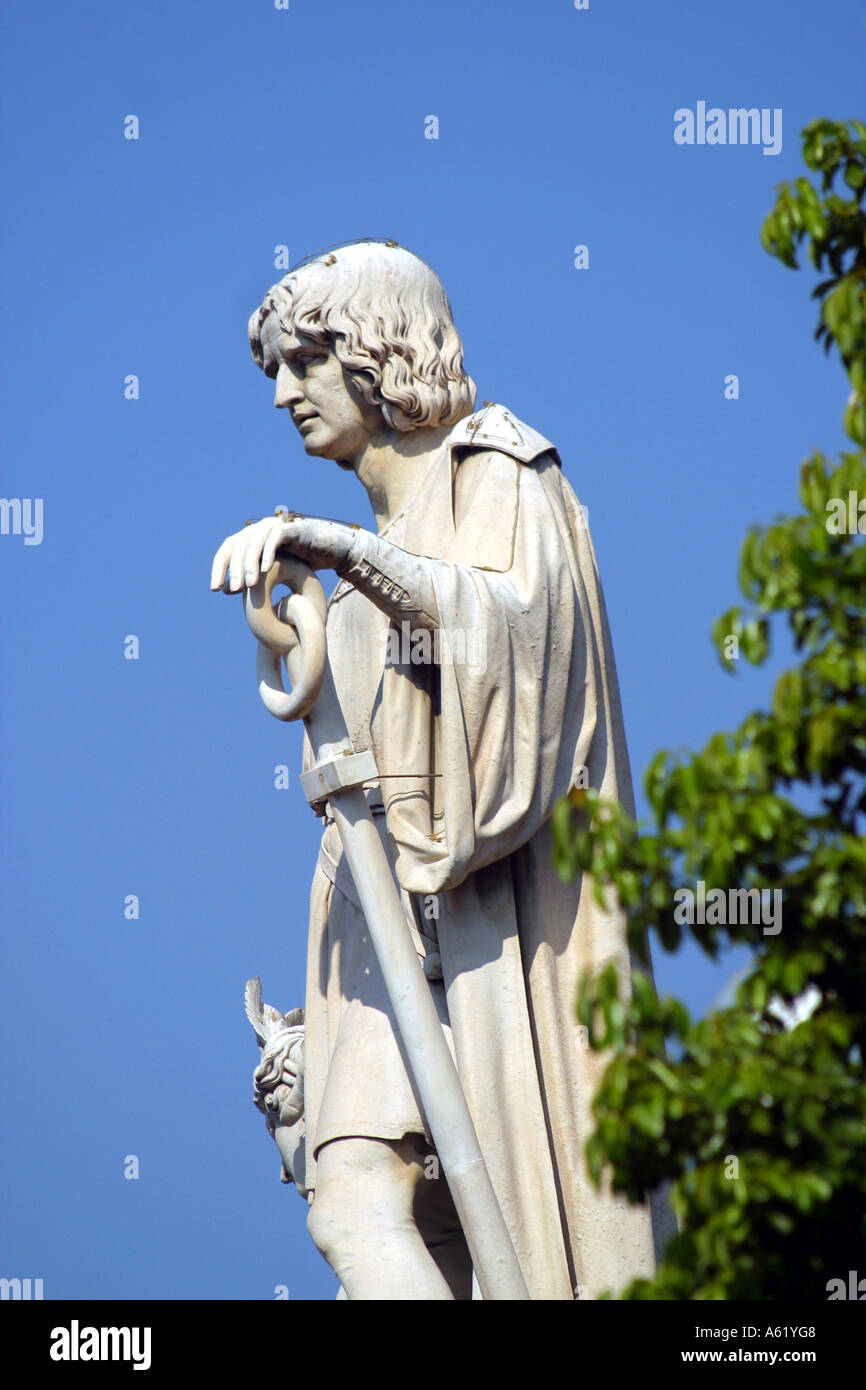 statue-of-cristoforo-colombo-in-genoa-hi-res-stock-photography-and