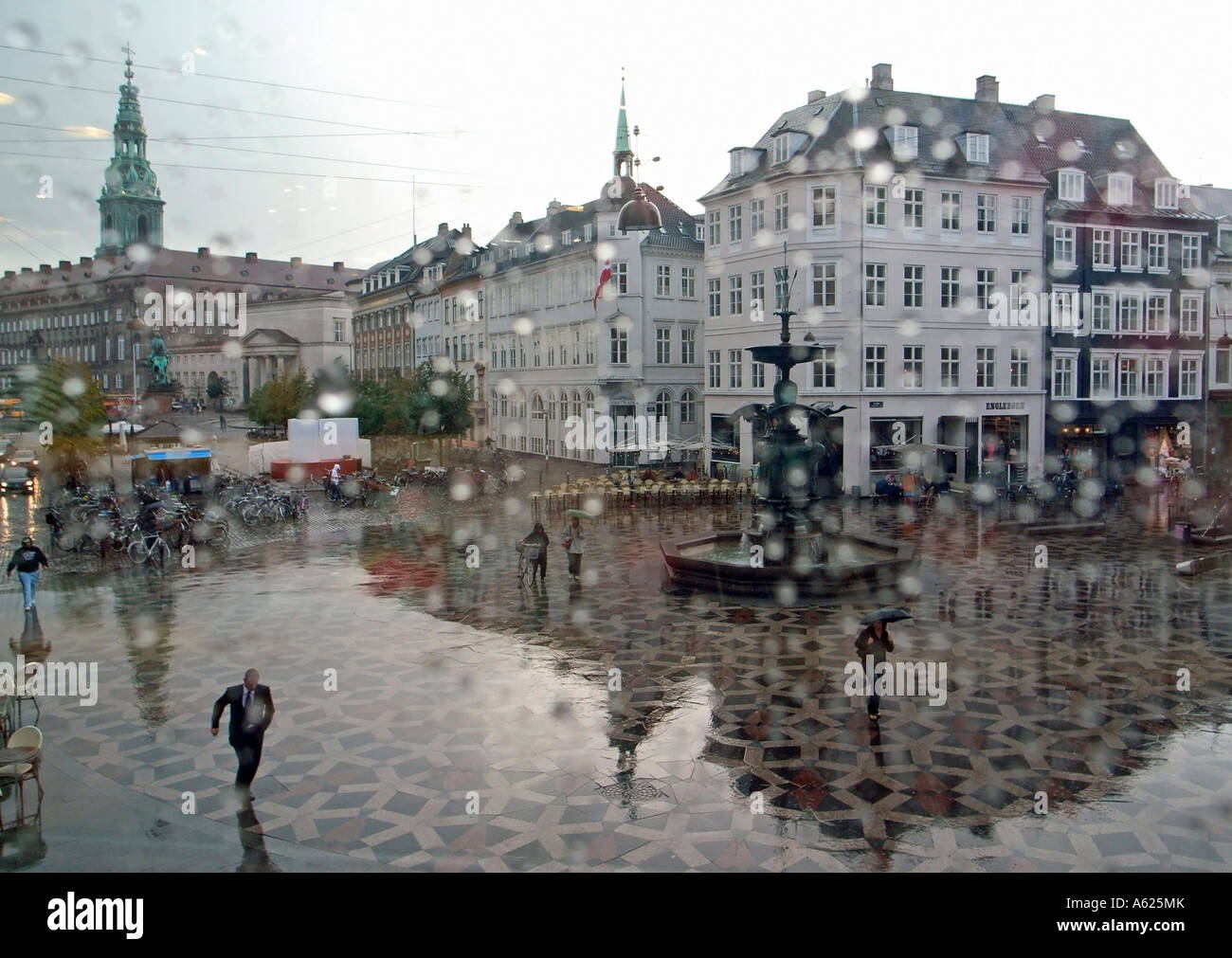 Rainy day, Copenhagen centre Stock Photo Alamy