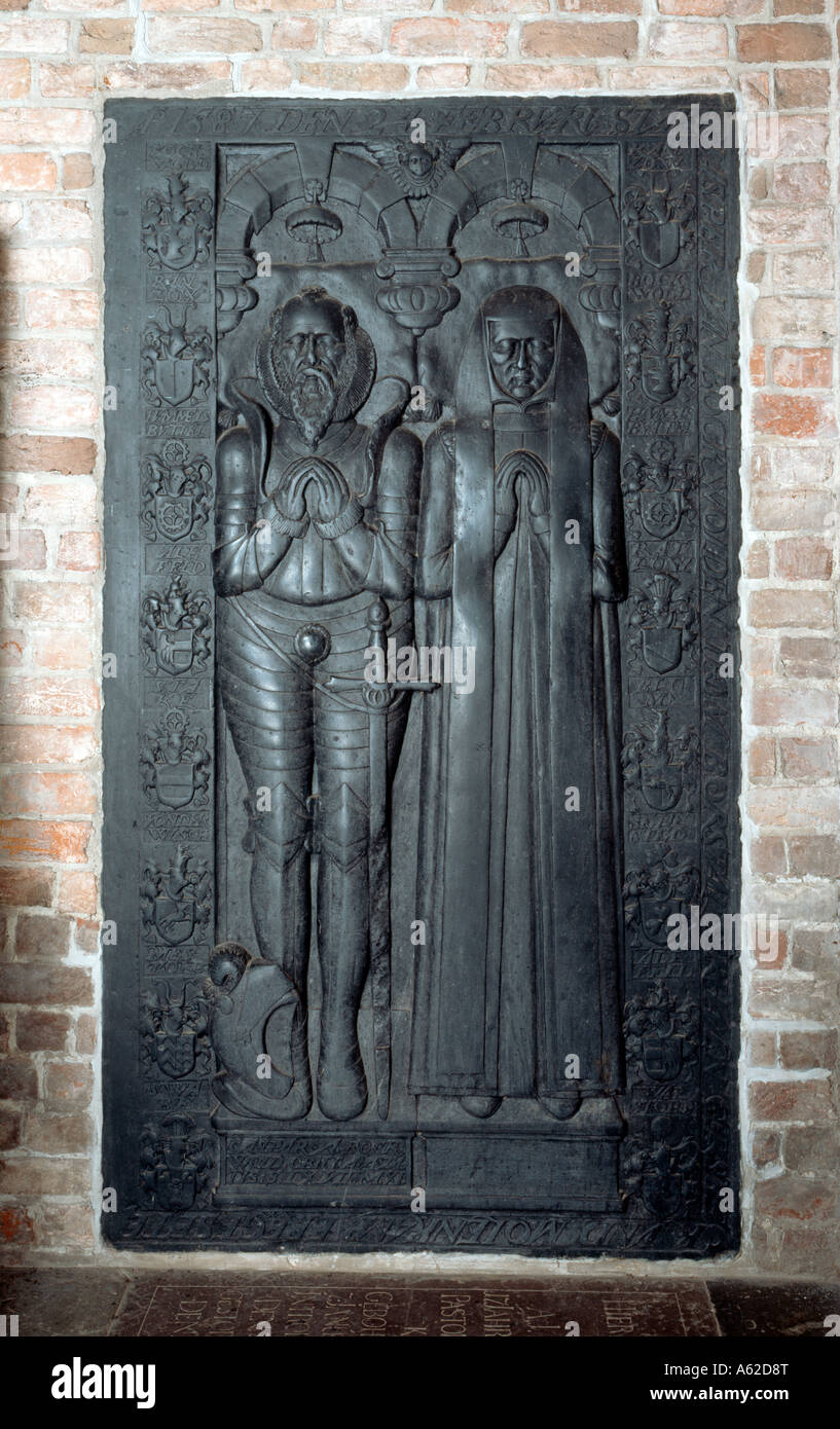 Altenkrempe, Basilika, Grabplatte für Jasper von Buchwaldt und seine Gattin 1587 Stock Photo