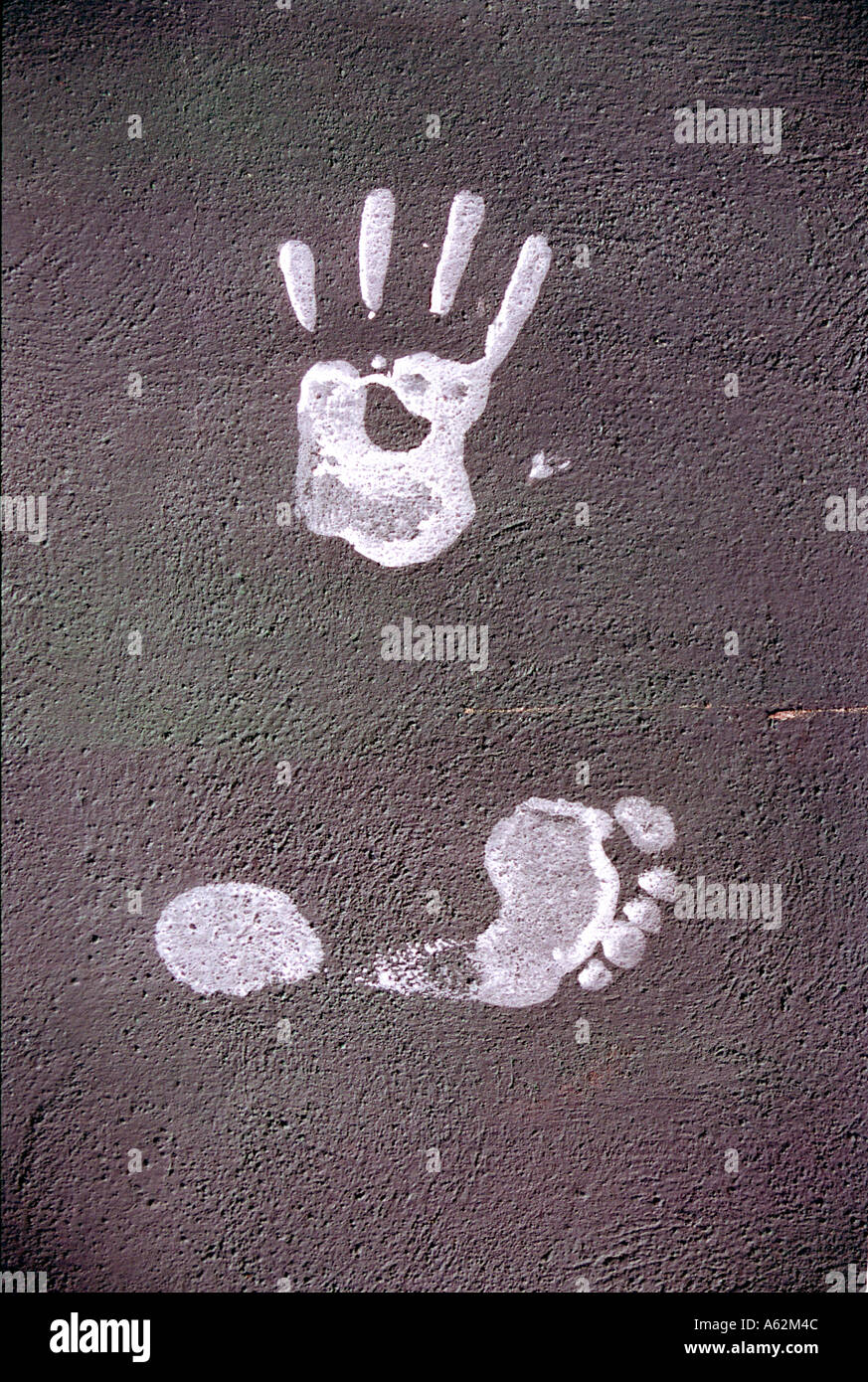 Graffiti two hands on wall hi-res stock photography and images - Alamy