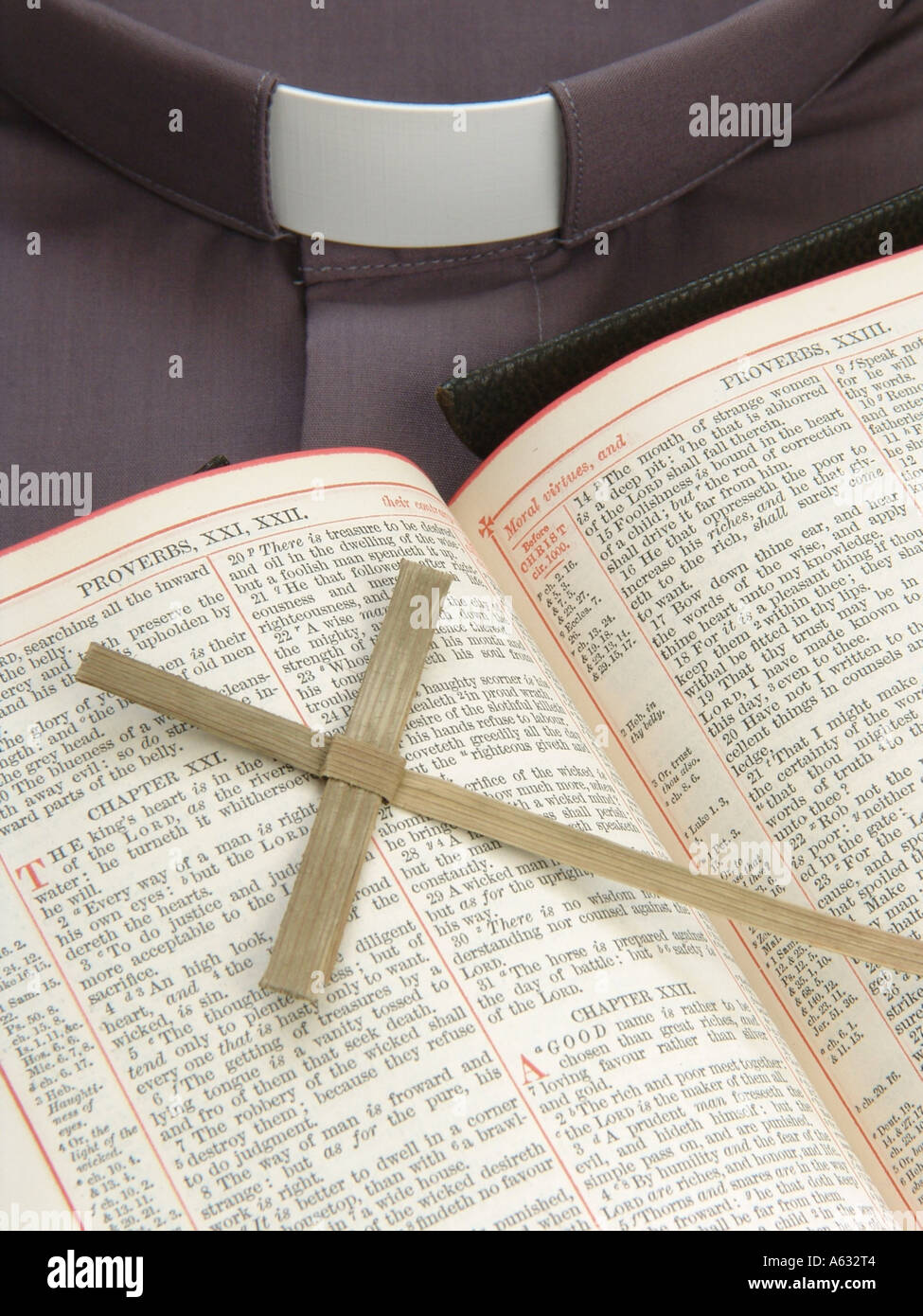 Vicar collar with Bible and cross GB UK 2006 Stock Photo Alamy