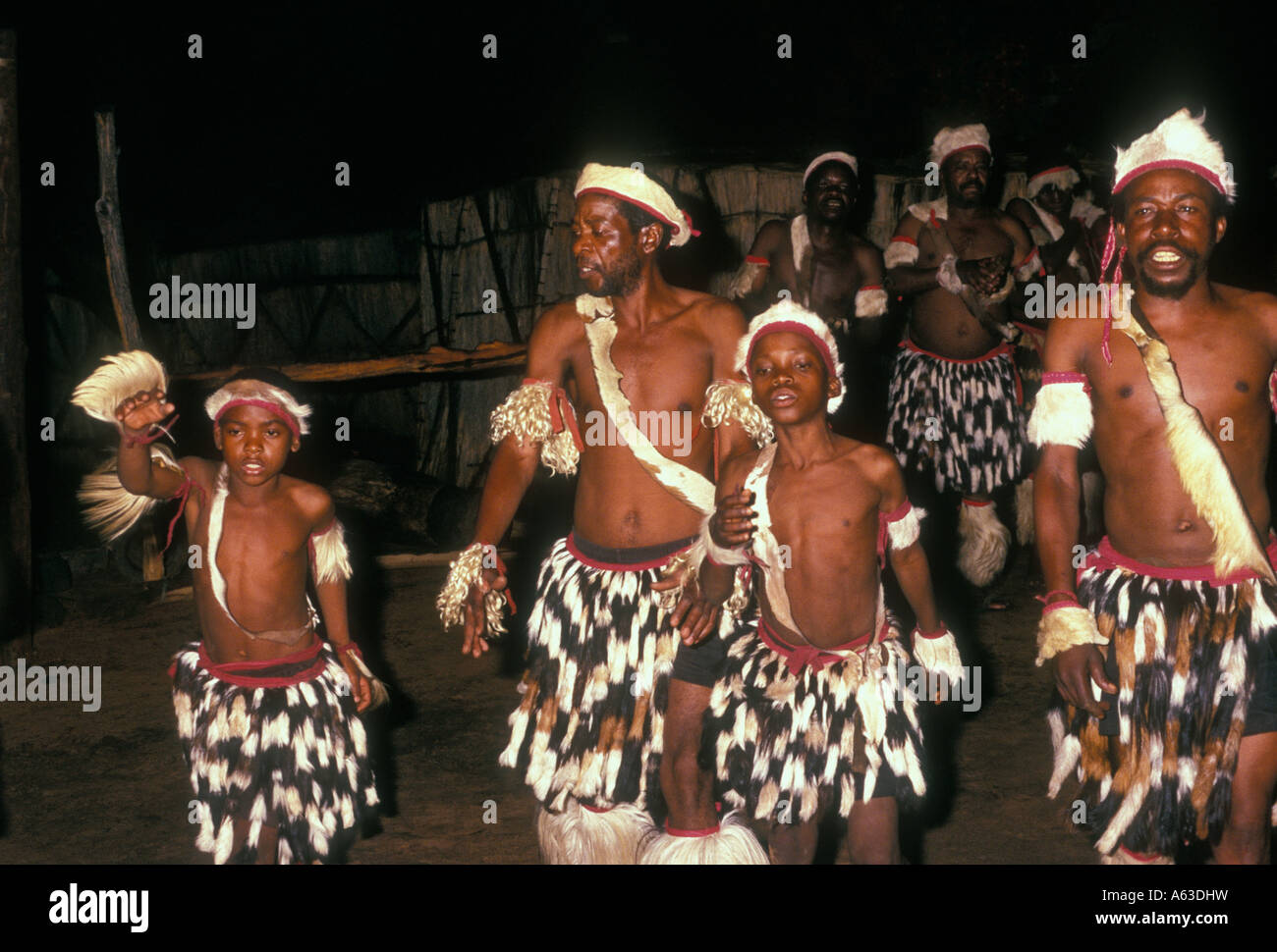 Zimbabwean traditional dress hi-res stock photography and images - Alamy