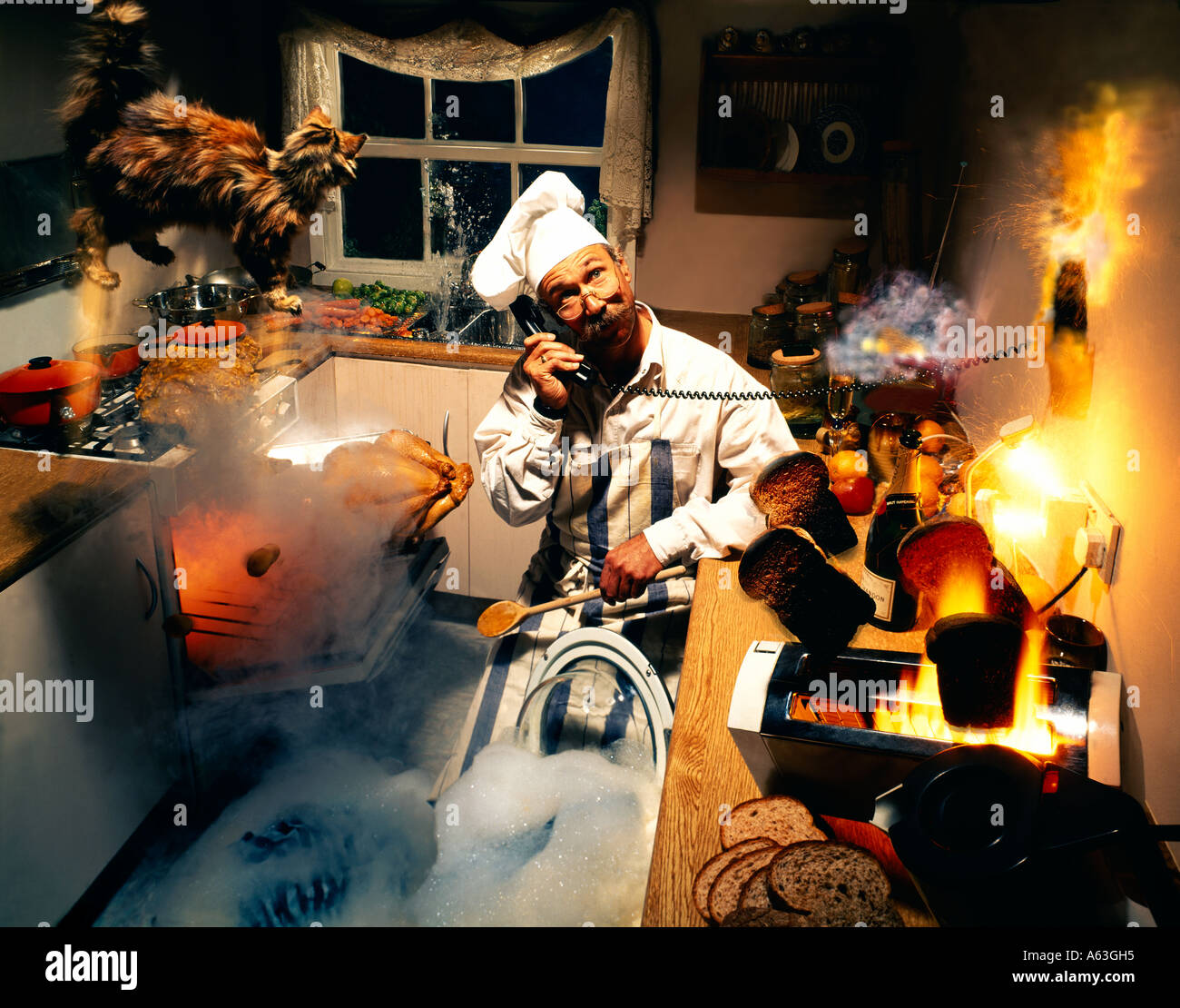 Fire extinguisher kitchen hires stock photography and images Alamy