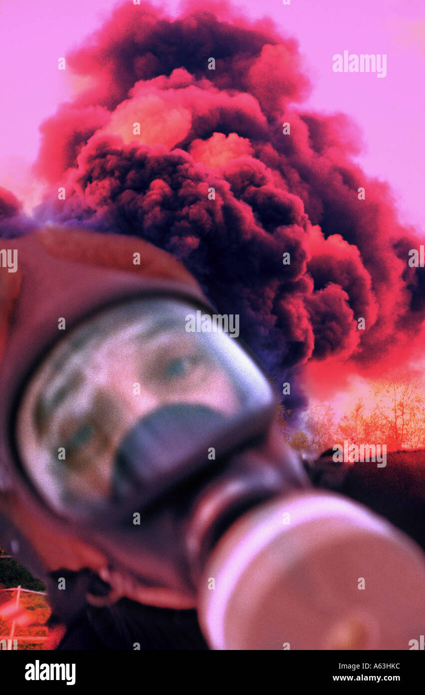 Wearing gas mask hi-res stock photography and images - Alamy