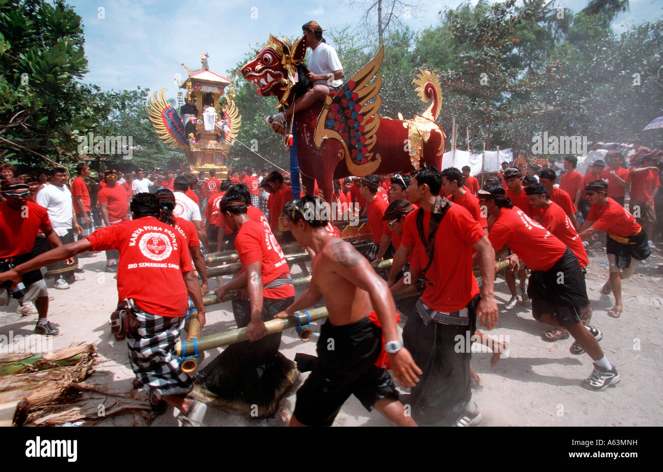 Death ritual cremation hi-res stock photography and images - Alamy