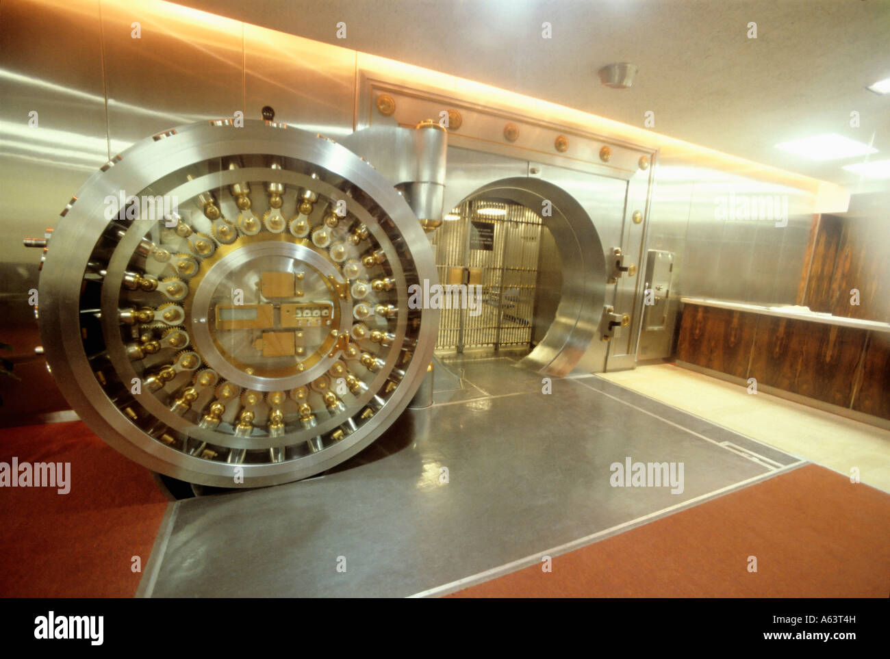 Bank Vault Stock Photos & Bank Vault Stock Images Page 2 Alamy