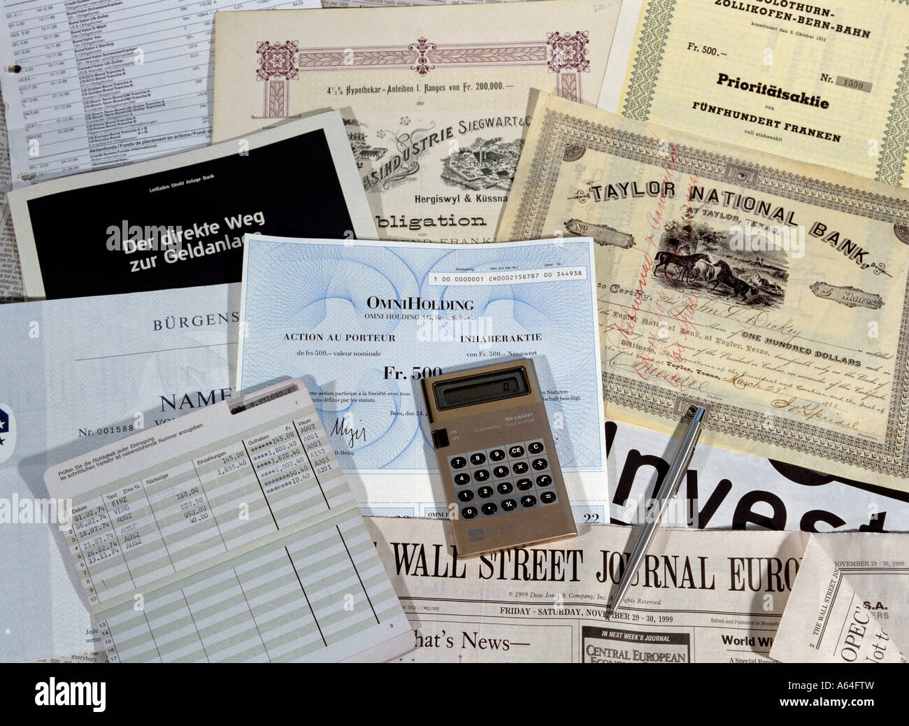 Investment Guide Magazines And Brochures For Active Portfolio Strategy Editorial Use Only Stock 