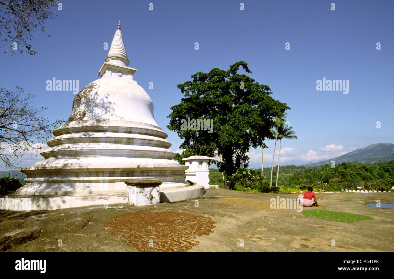 Sri Lanka Kandy Lankatilake buddhist temple Stock Photo - Alamy