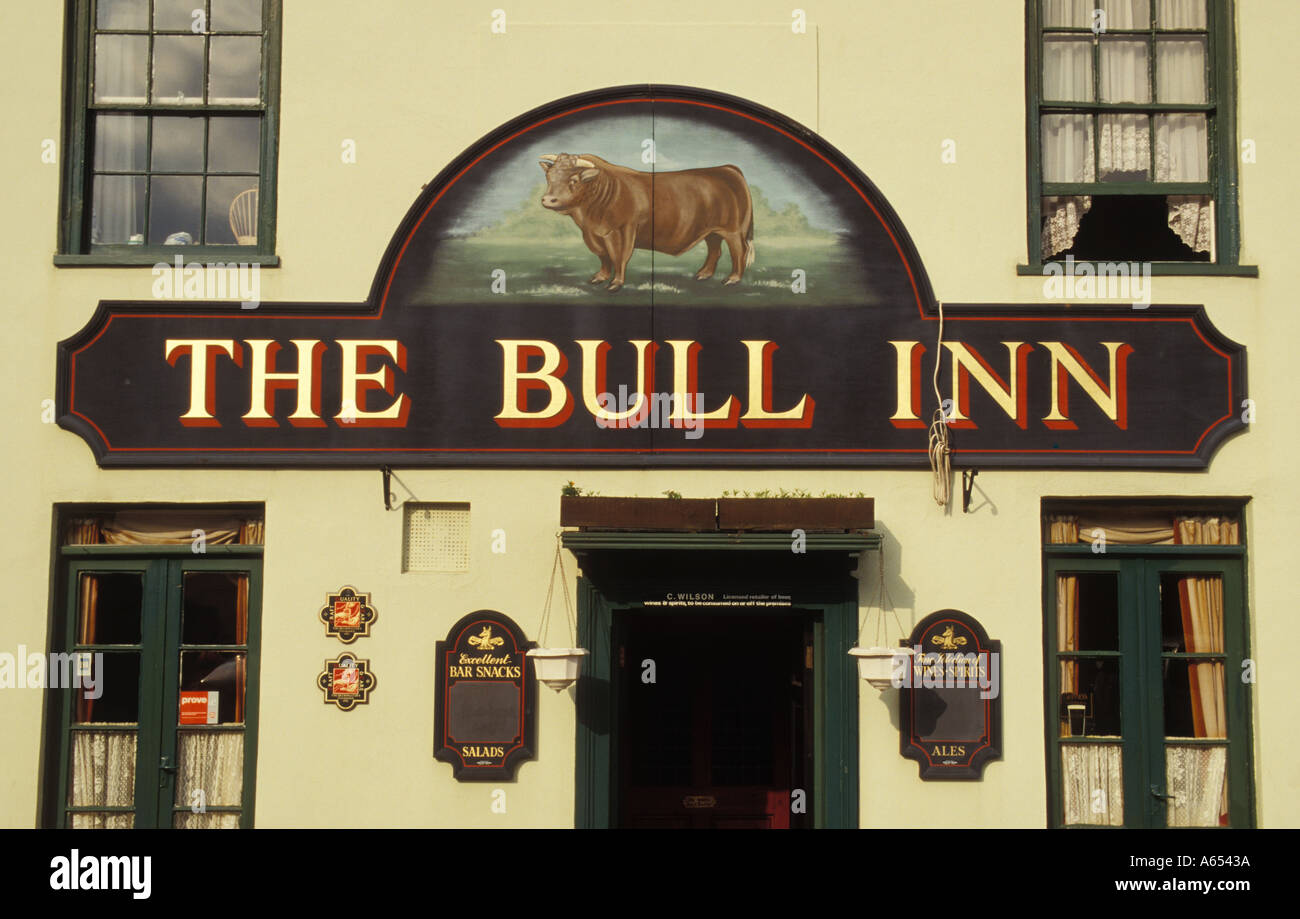 The bull inn hi-res stock photography and images - Alamy