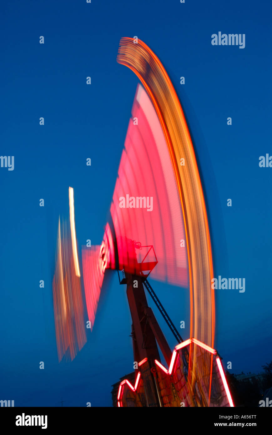 Blurred carnival ride lights hi-res stock photography and images - Alamy