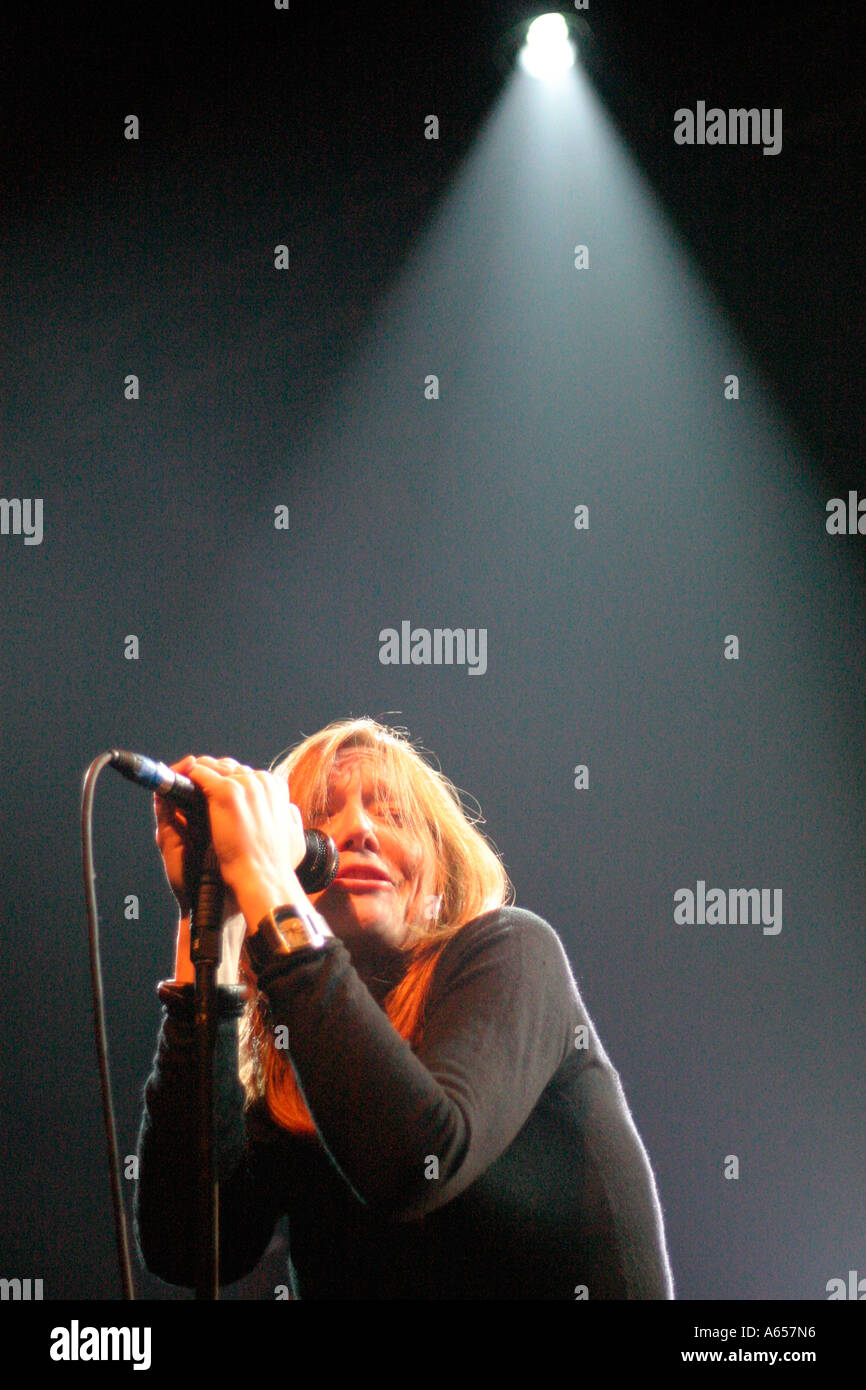 Beth Gibbons of Portishead singing live 2005 Stock Photo Alamy