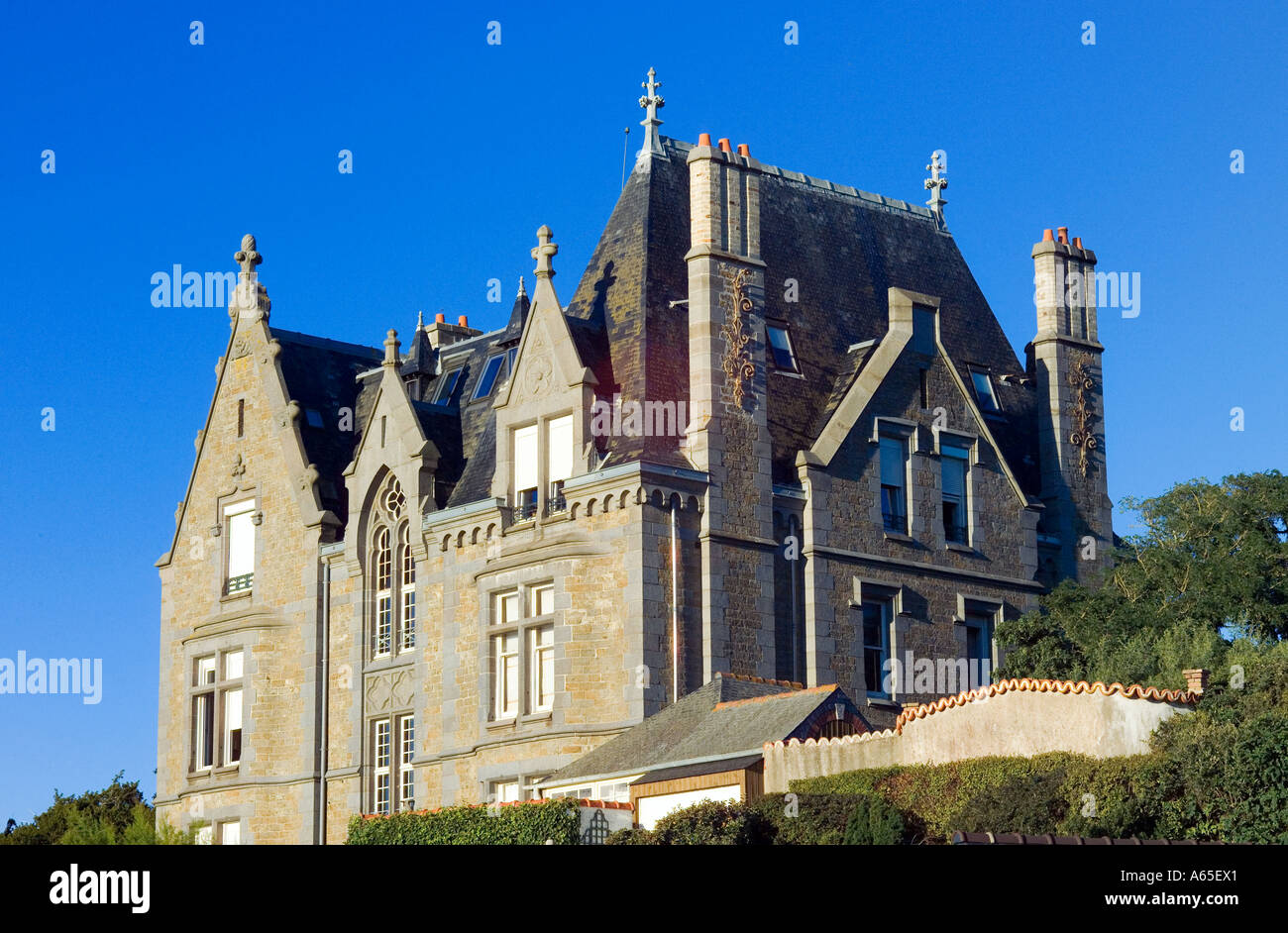 VILLA AT LA ESTATE DISTRICT DINARD BRITTANY FRANCE Stock Photo