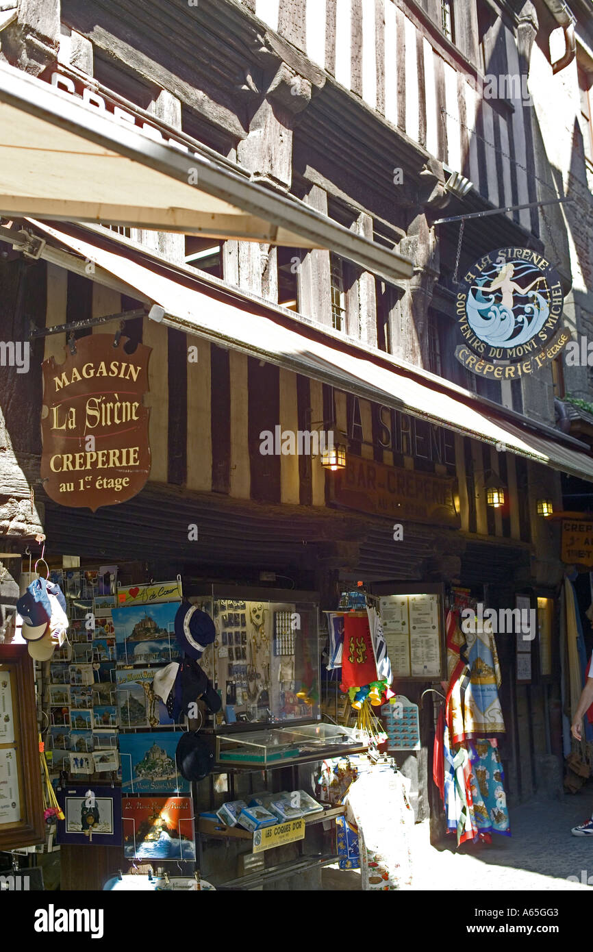 SOUVENIR SHOP MONTSTMICHEL NORMANDY FRANCE Stock Photo Alamy