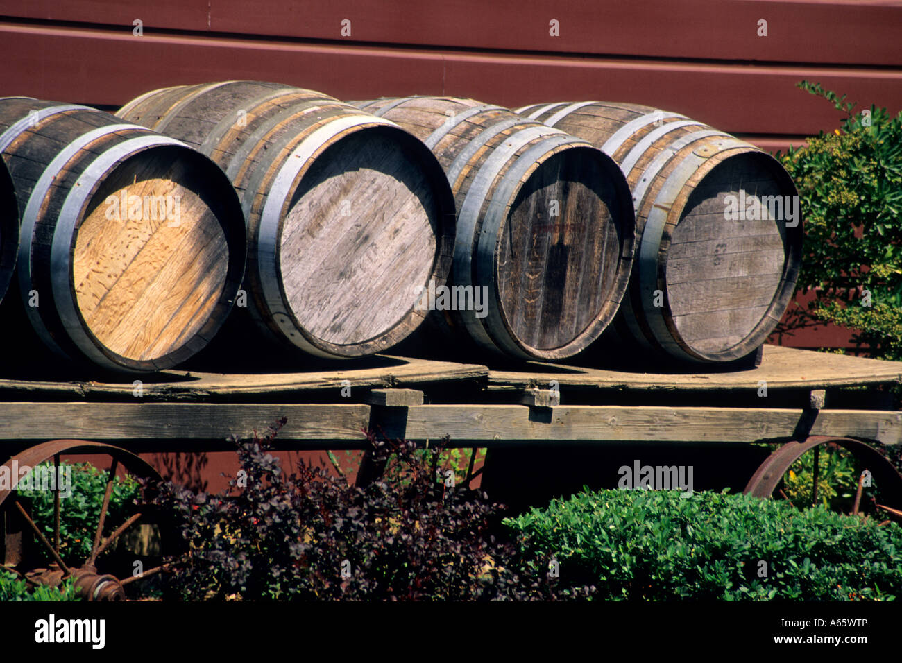 Wine barrels and barn at Everrett Ridge Winerym West Dry Creek Road