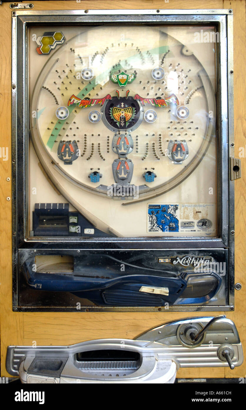 Old pinball machine in East London Stock Photo