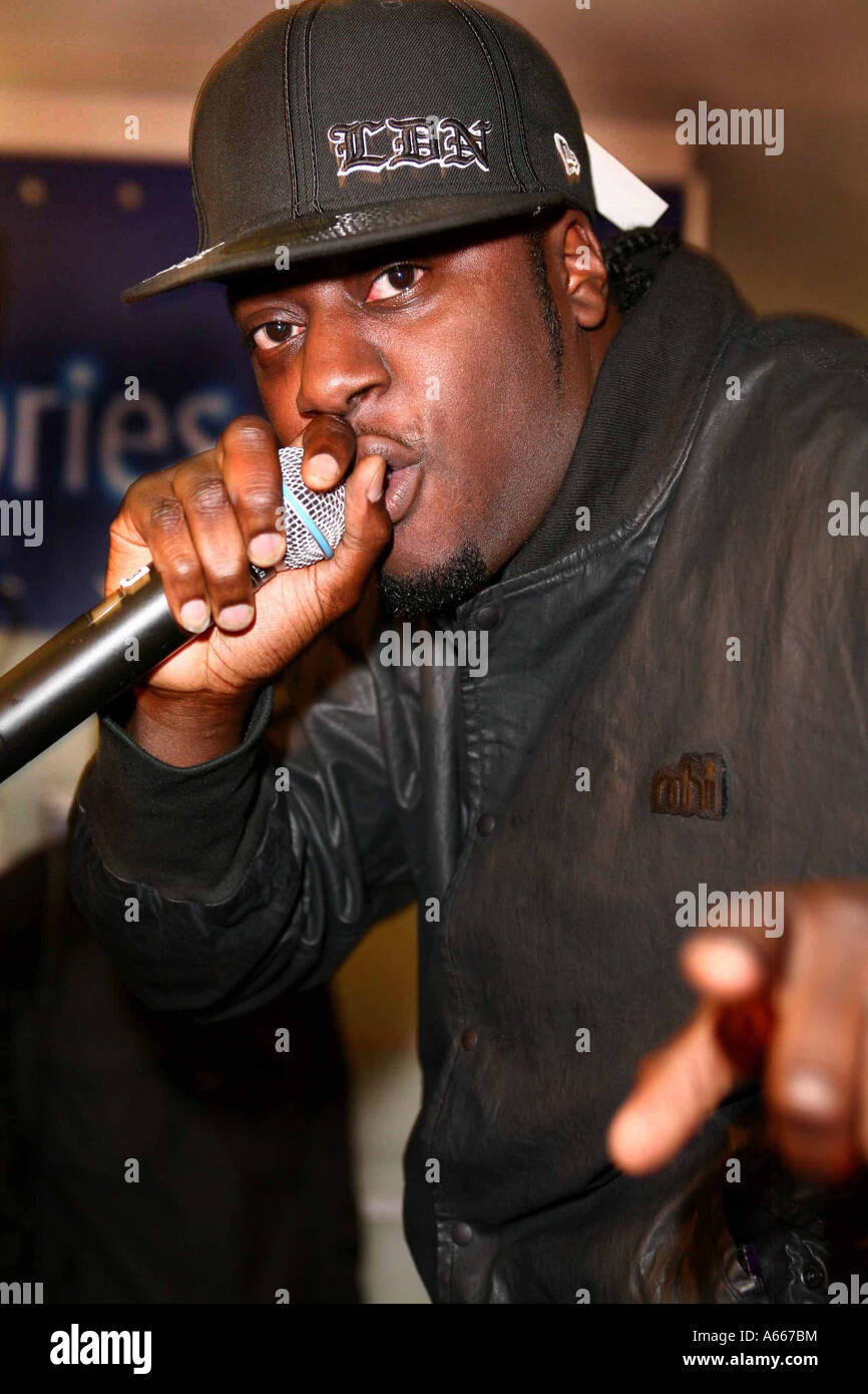Sway performing Stock Photo