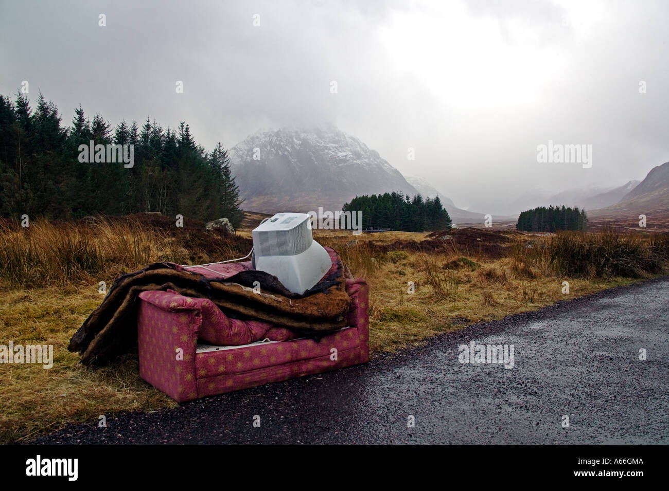 fly-tipping-scotland-stock-photo-alamy