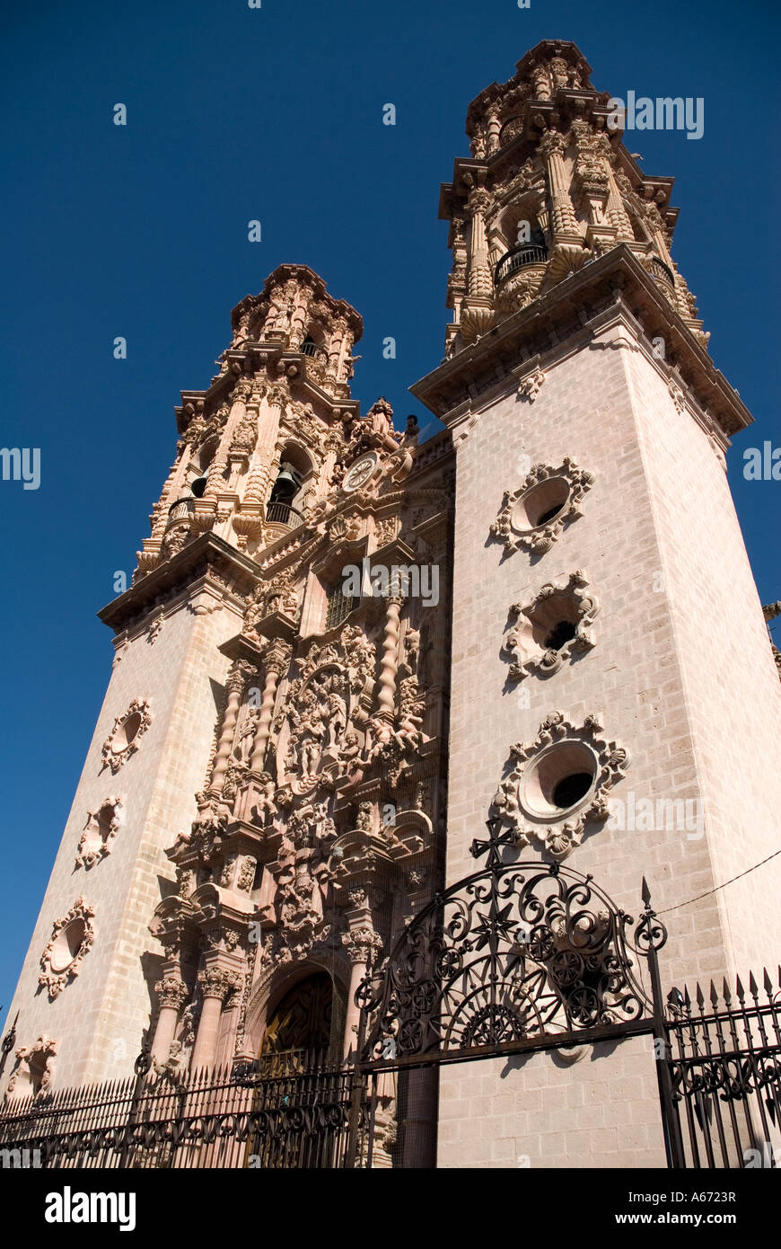 Santa Prisca church - Taxco - Mexico Stock Photo - Alamy