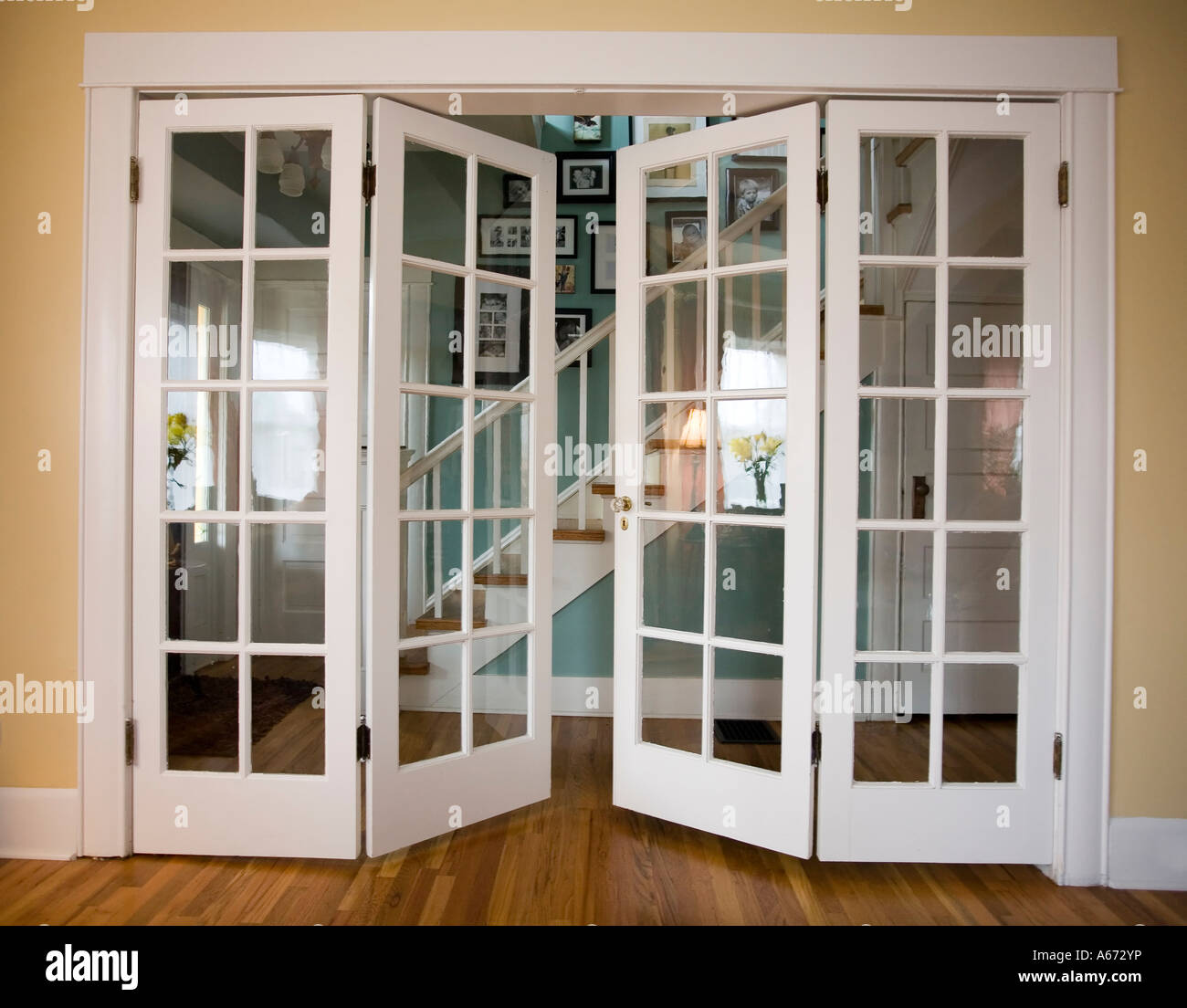 Partially open french doors hires stock photography and images Alamy