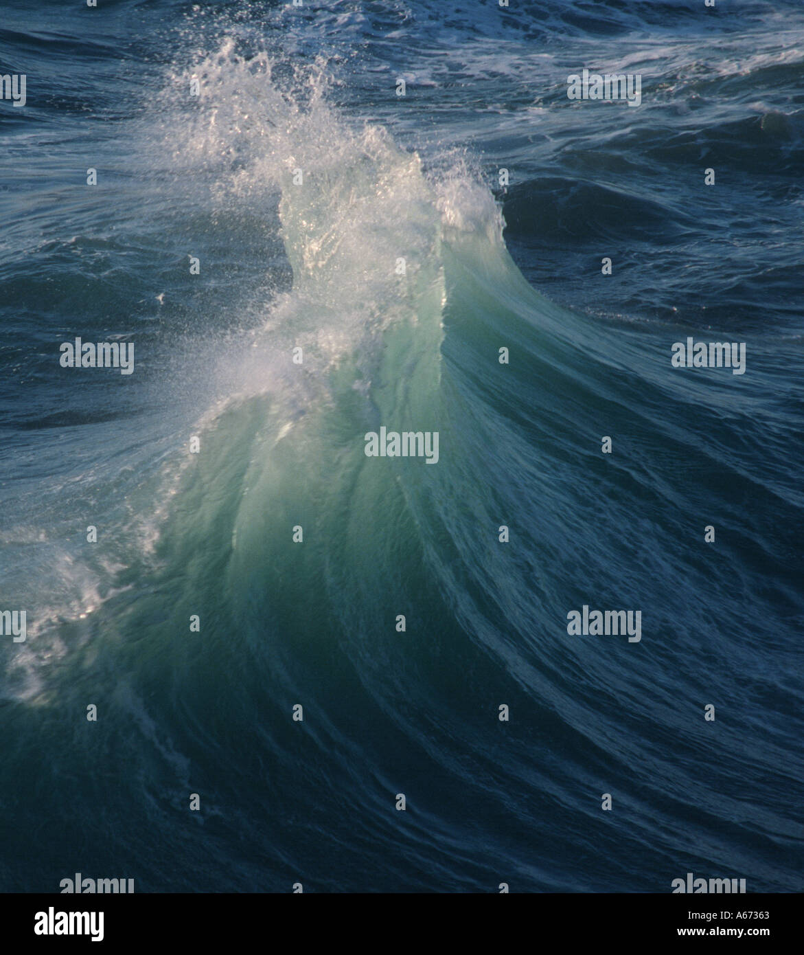 Big wave surf hi-res stock photography and images - Alamy