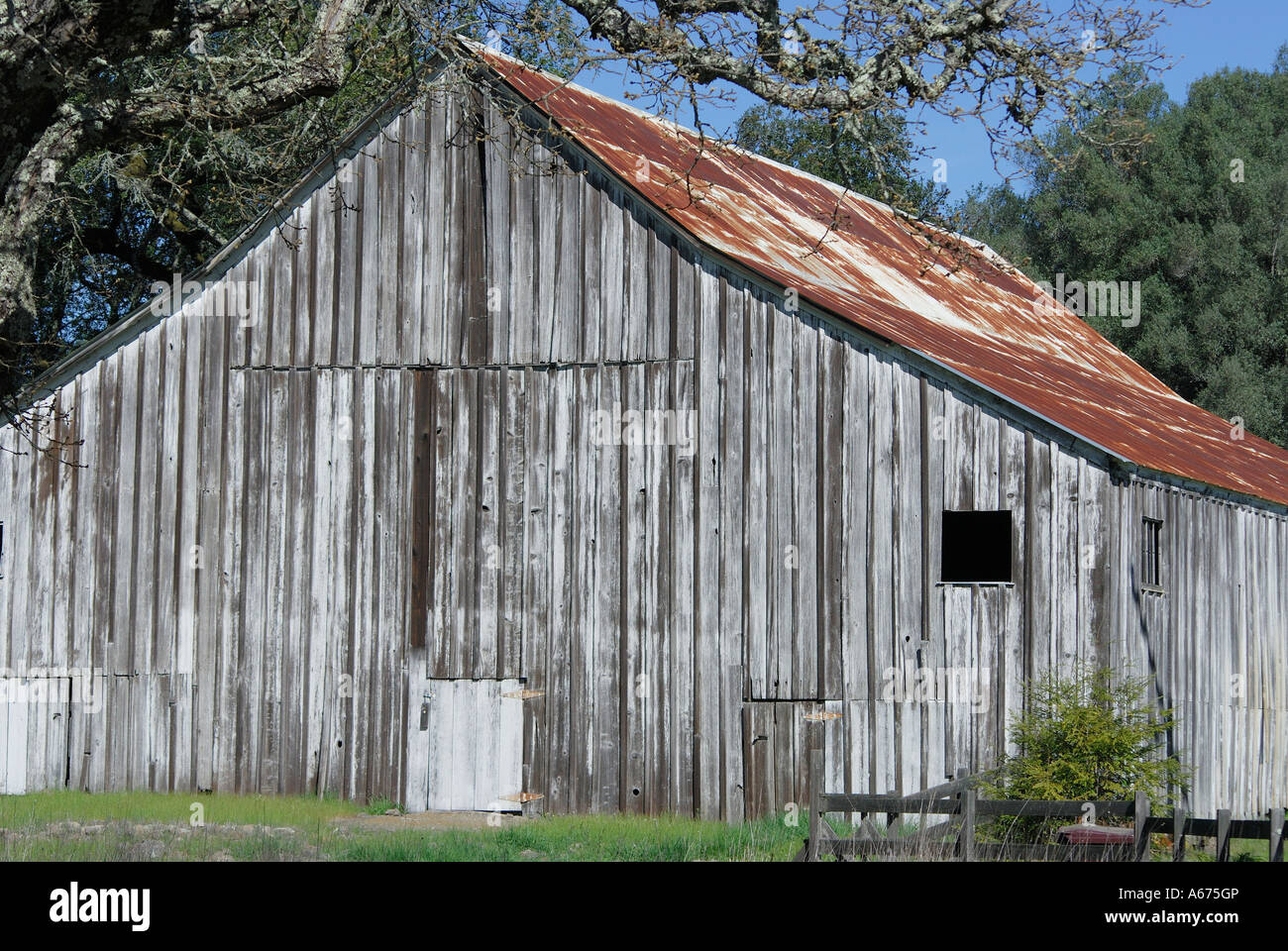 Old Wooden Barn Sonoma County California Stock Photo 11482773