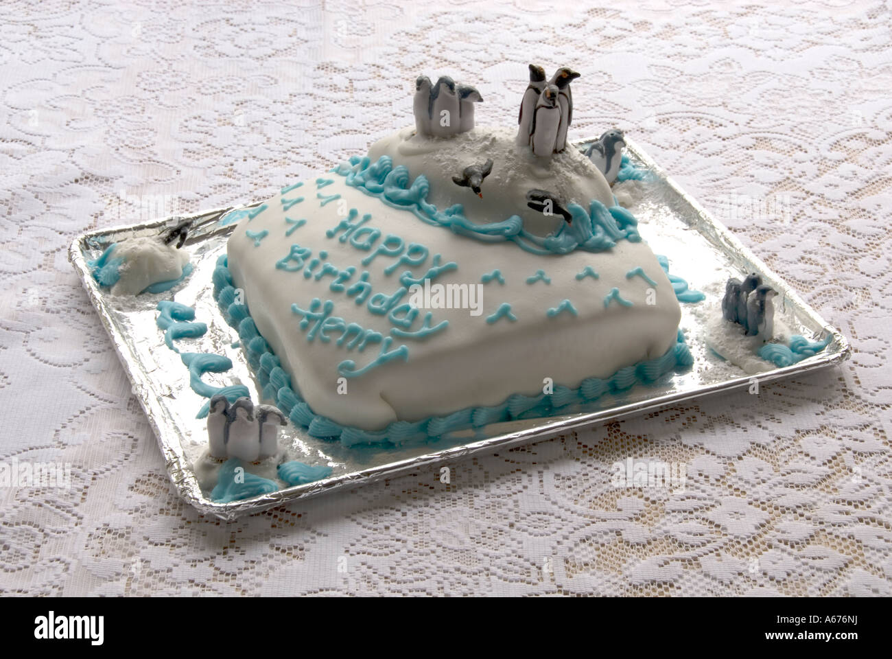 Page 3 Penguin Theme High Resolution Stock Photography And Images Alamy