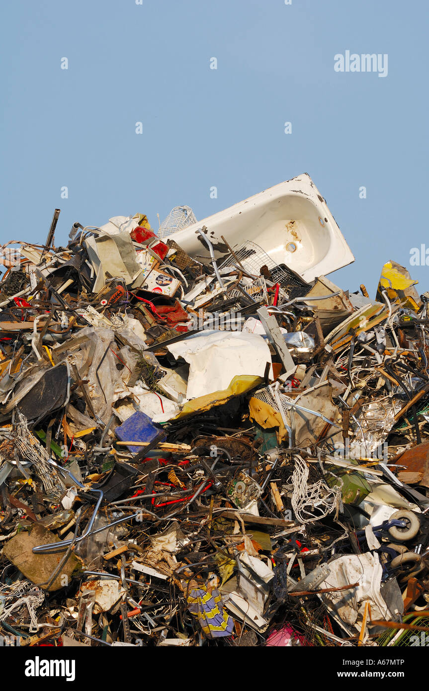 Junkyard bath tub hires stock photography and images Alamy