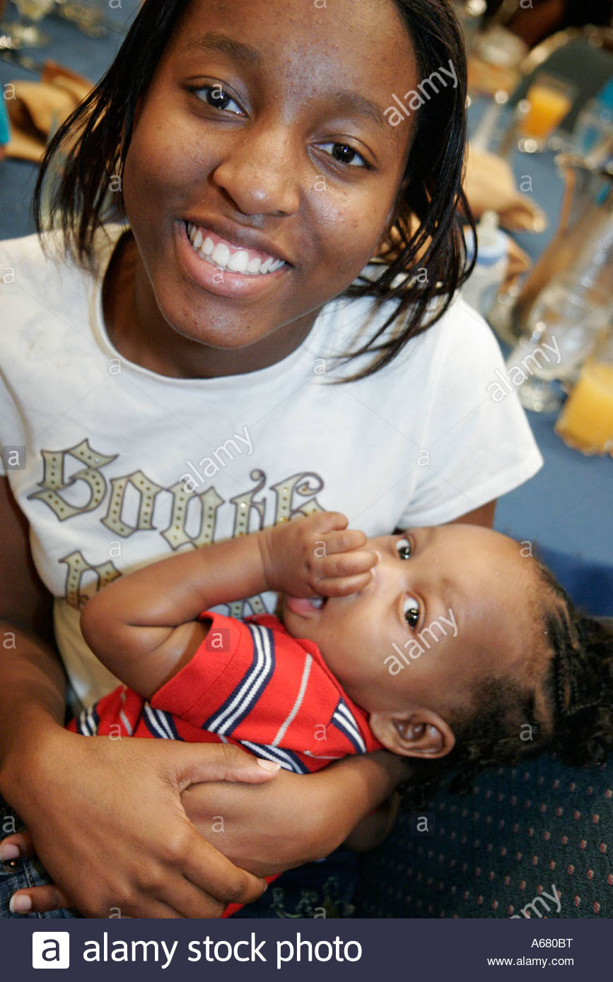 black teen mother Black teen mother