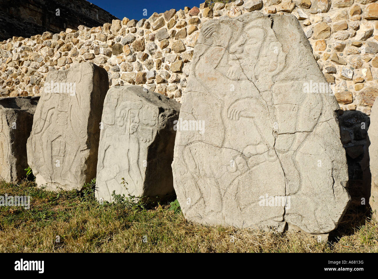 Monte alban sculpture hi-res stock photography and images - Alamy