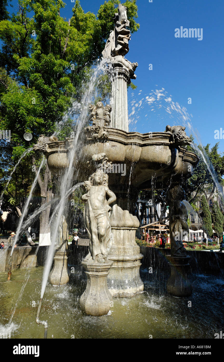 Fountain at the zocalo of Puebla, Mexico Stock Photo Alamy