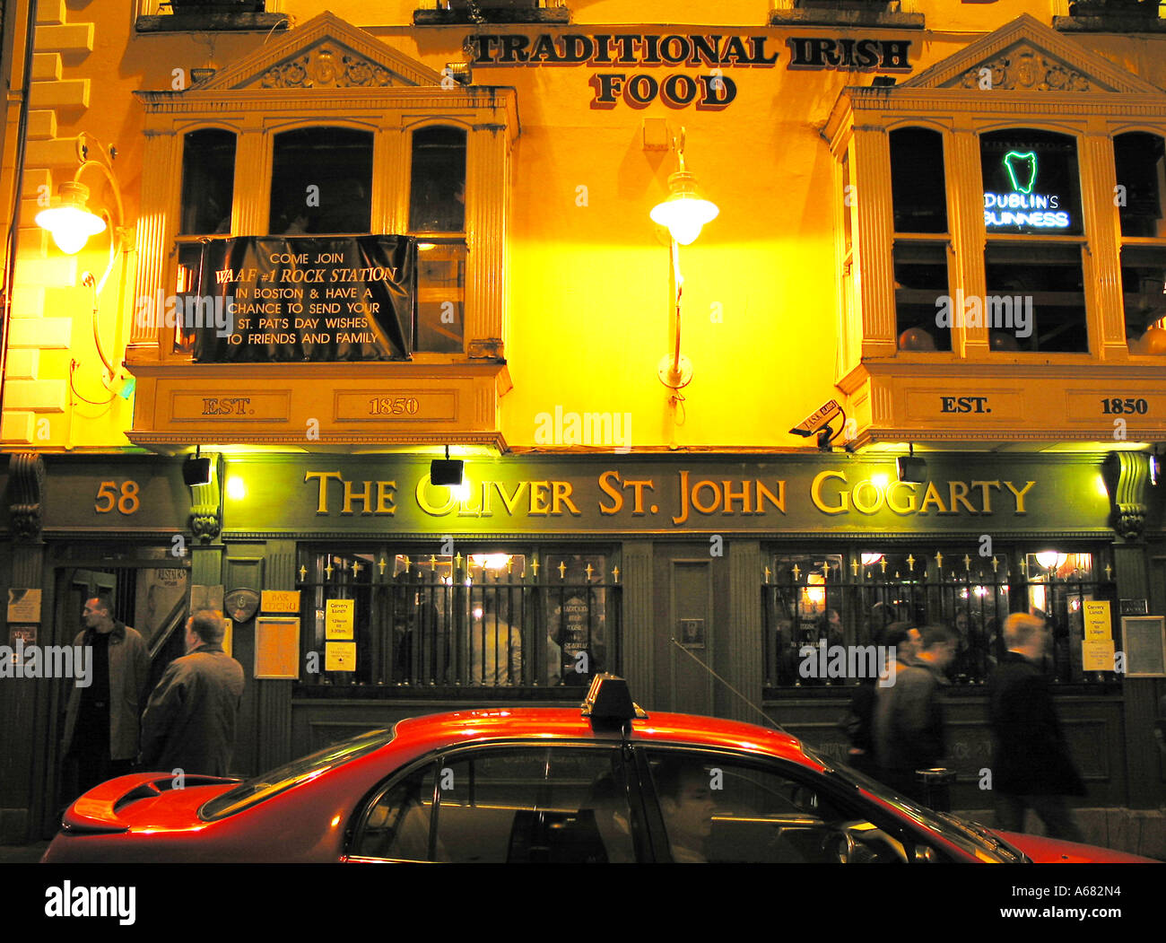 Taxi pick up home hires stock photography and images Alamy