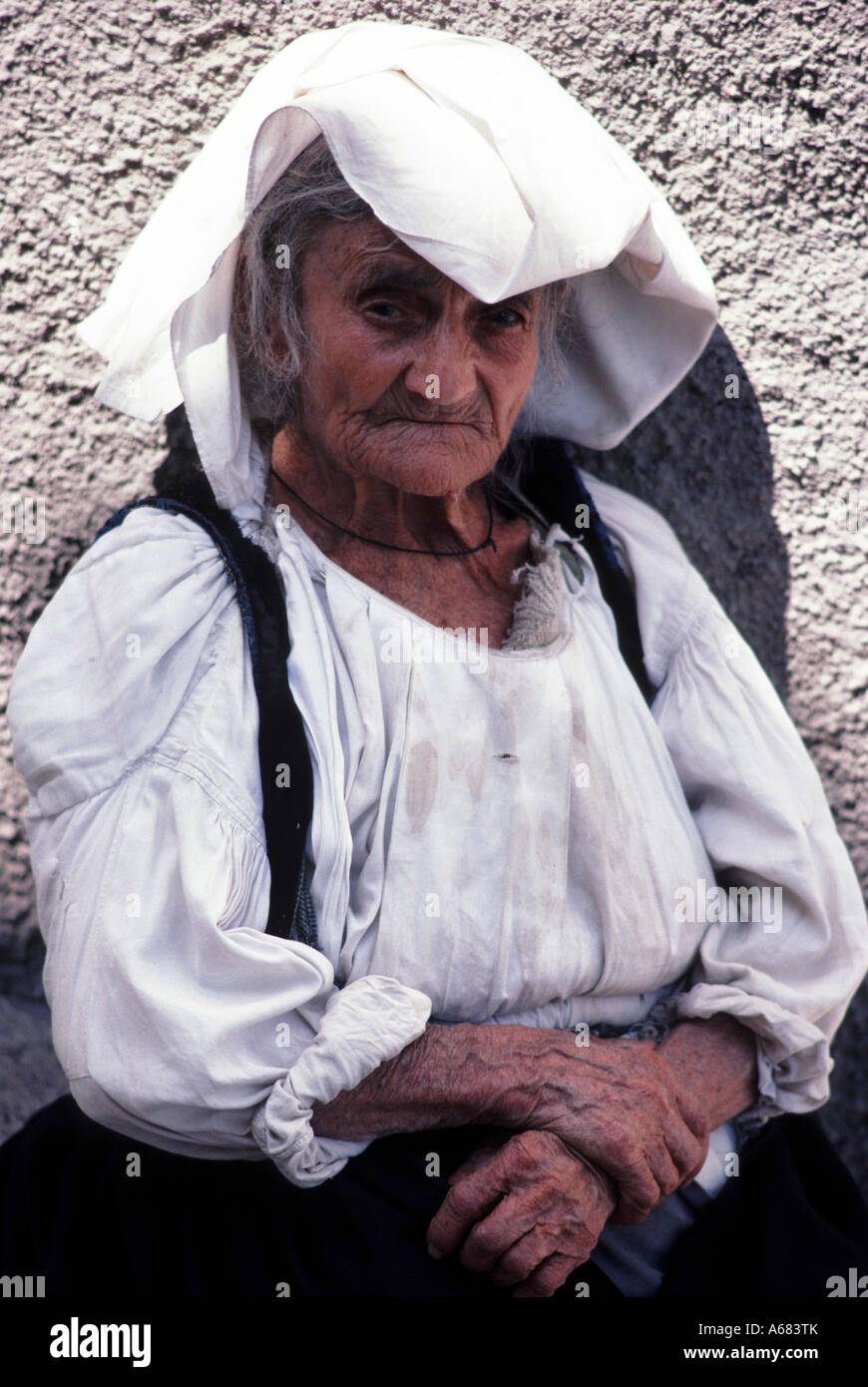 Peasant woman in traditional dress hi-res stock photography and images -  Alamy
