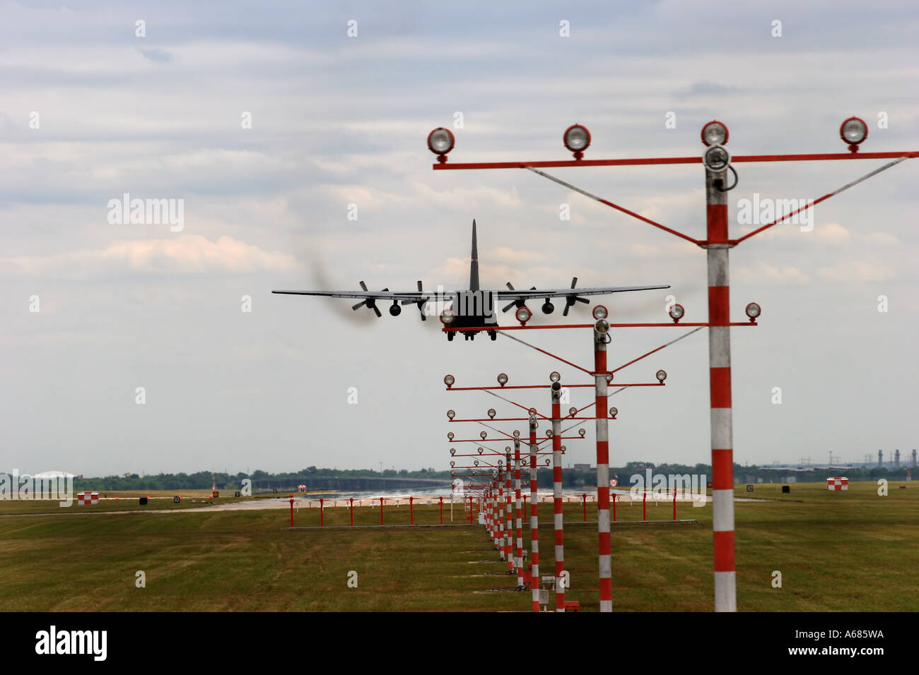 Military C-130 Landing Stock Photo - Alamy