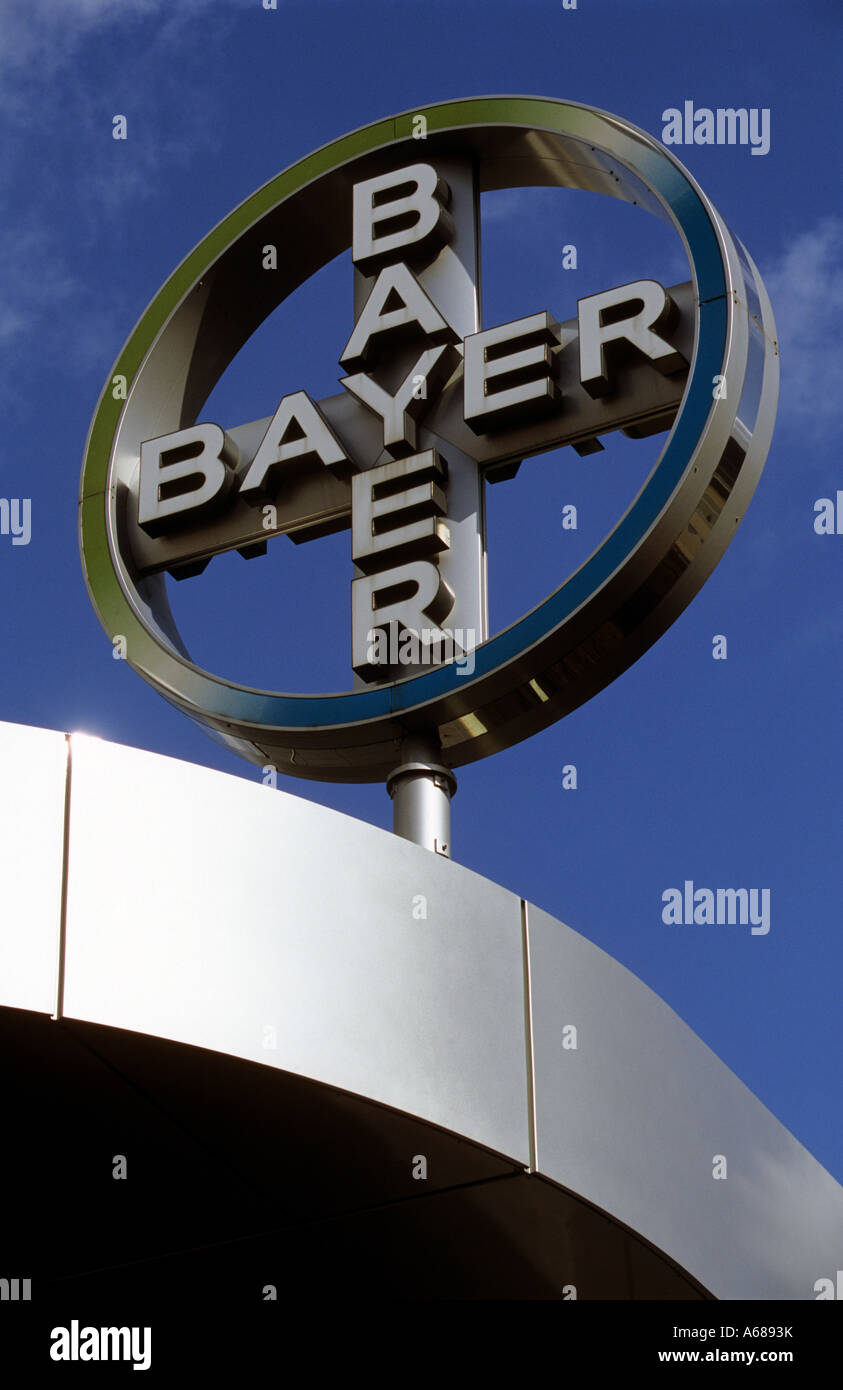 Bayer logo bayer logo hi-res stock photography and images - Alamy