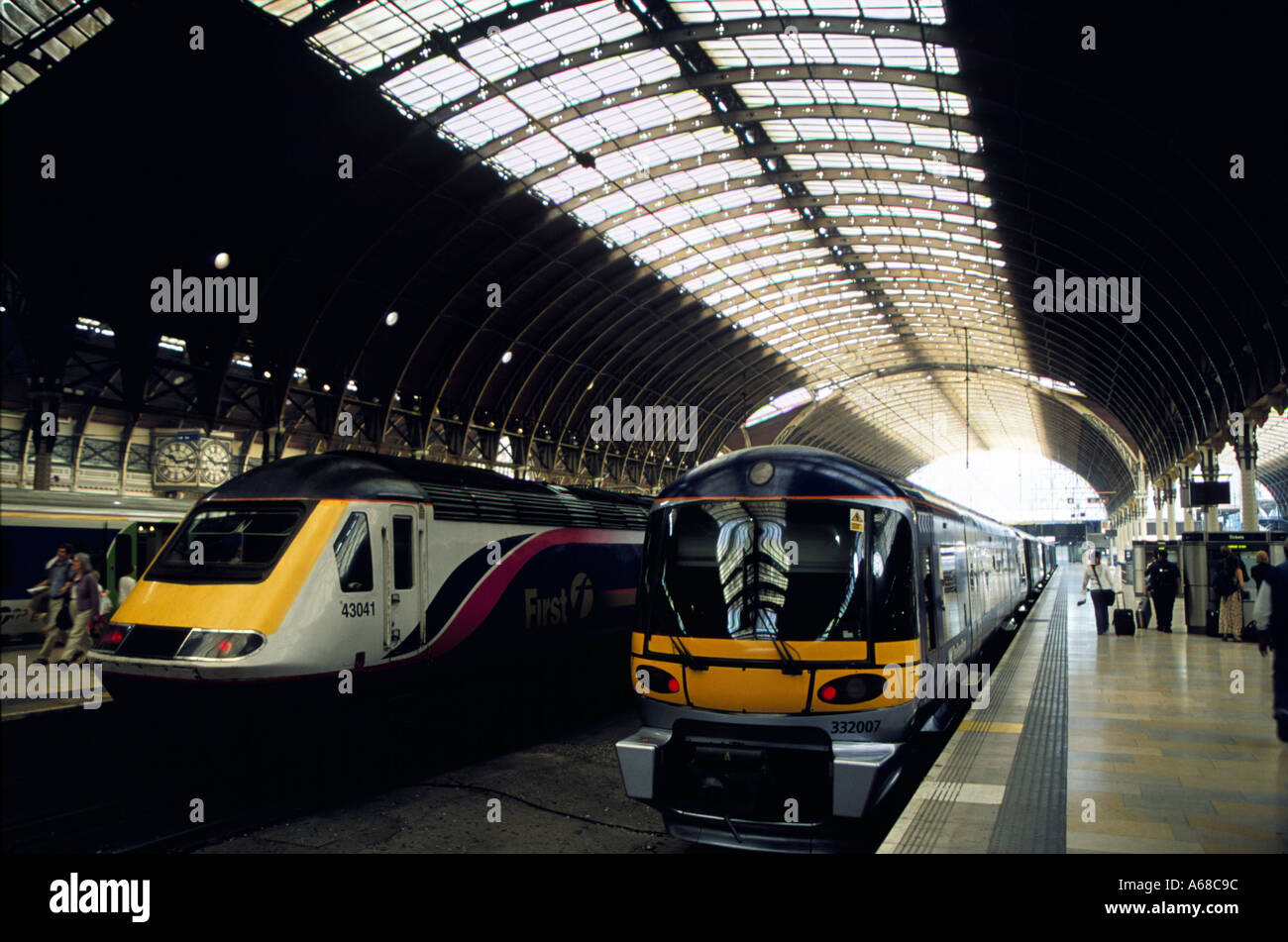 Paddington station Stock Photo Alamy